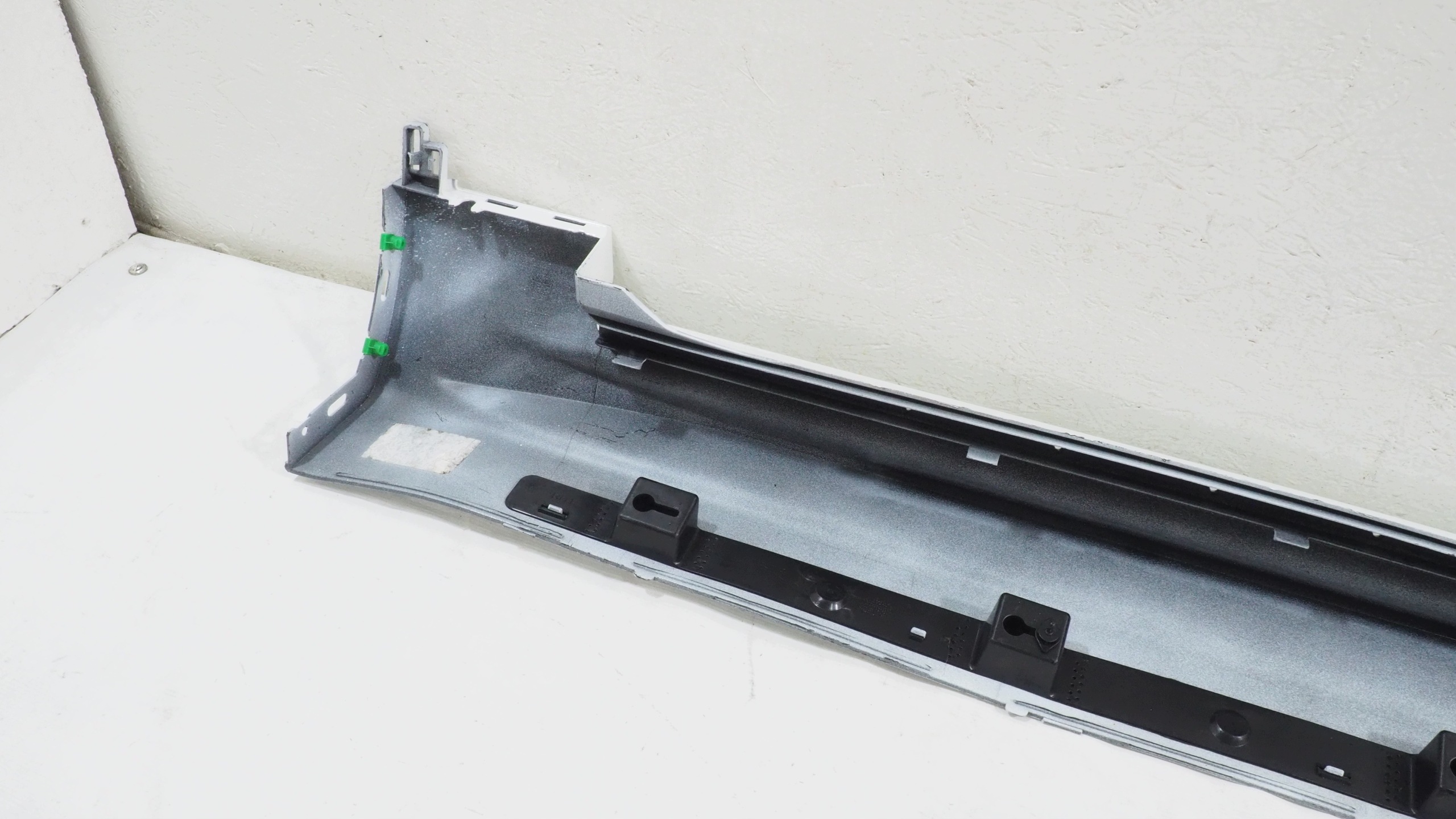 Volvo XC90 II moulding threshold right 31672371