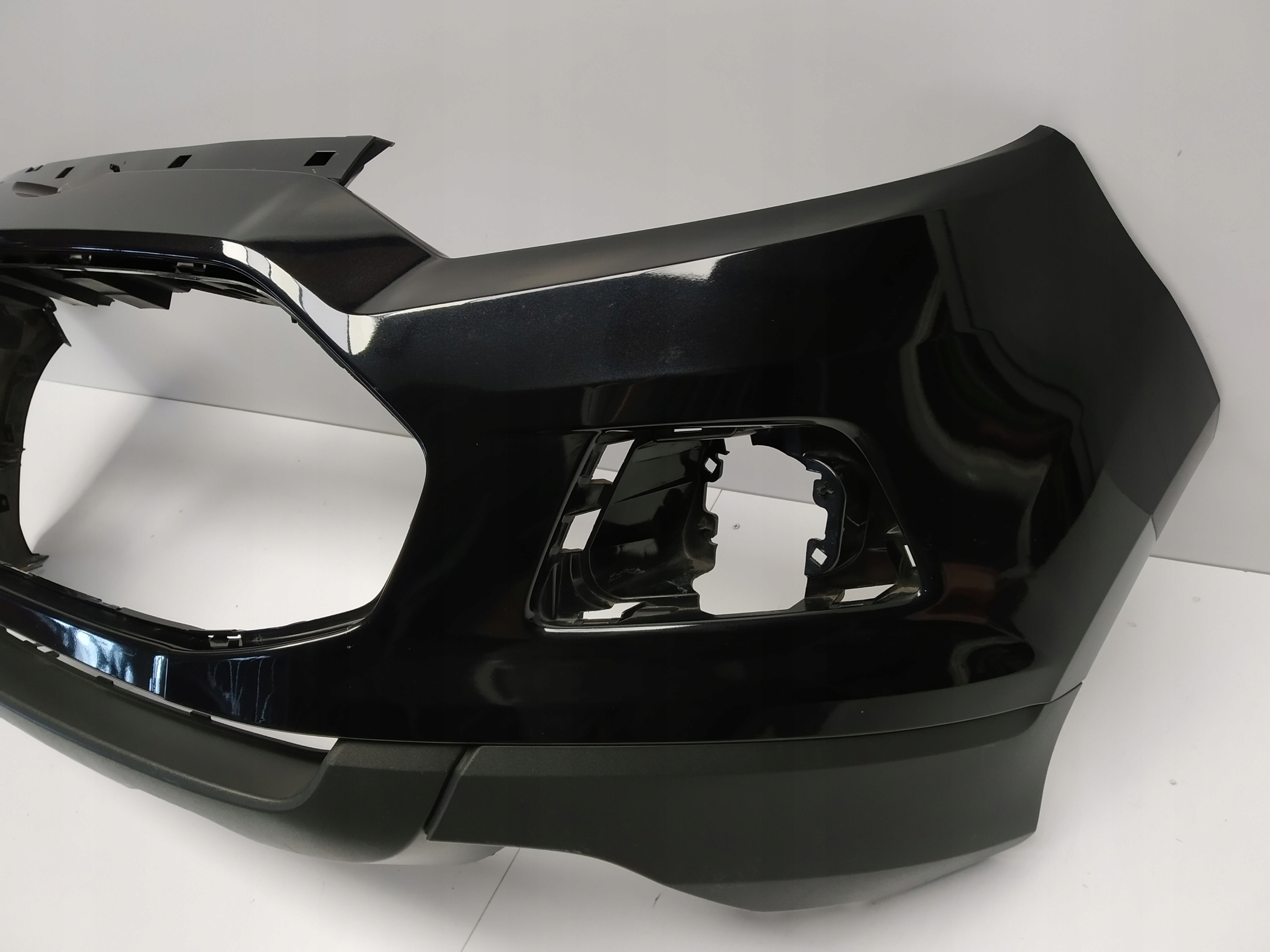 12-16R FORD ECOSPORT STOSSSTANGE HOKEJ VORNE SCHWARZER