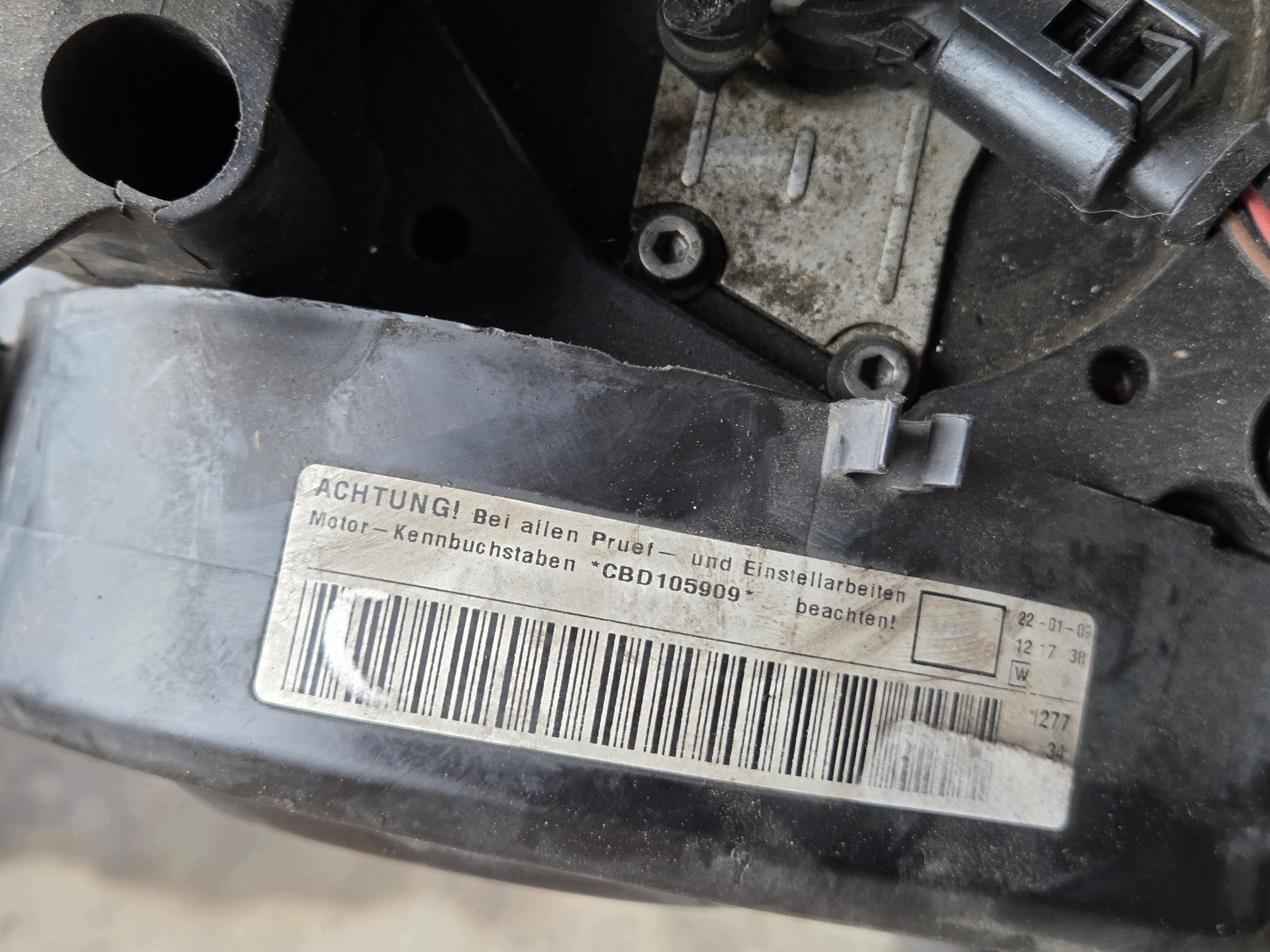 VW GOLF VI PASSAT B6 JETTA 2.0 TDI nozzle injector 03L130277