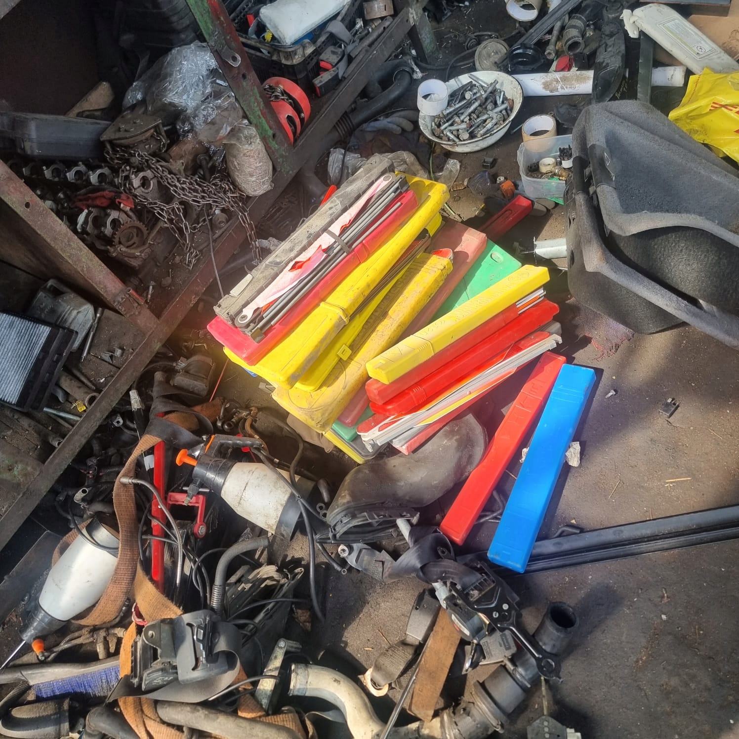 TRÓJKĄT SAMOCHODOWY OSTRZEGAWCZY + ETUI