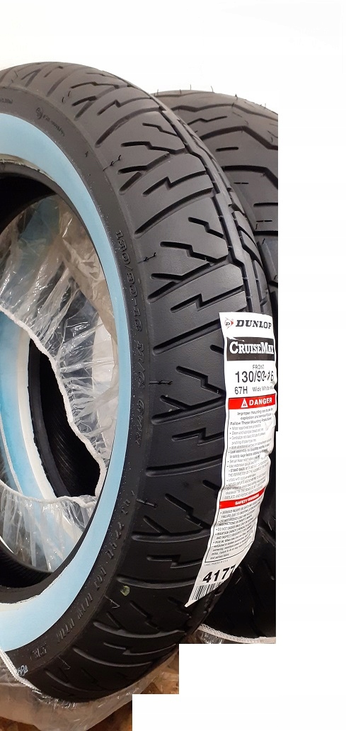 Шина 130 / 90B16 Dunlop белая 130/90-16 передняя