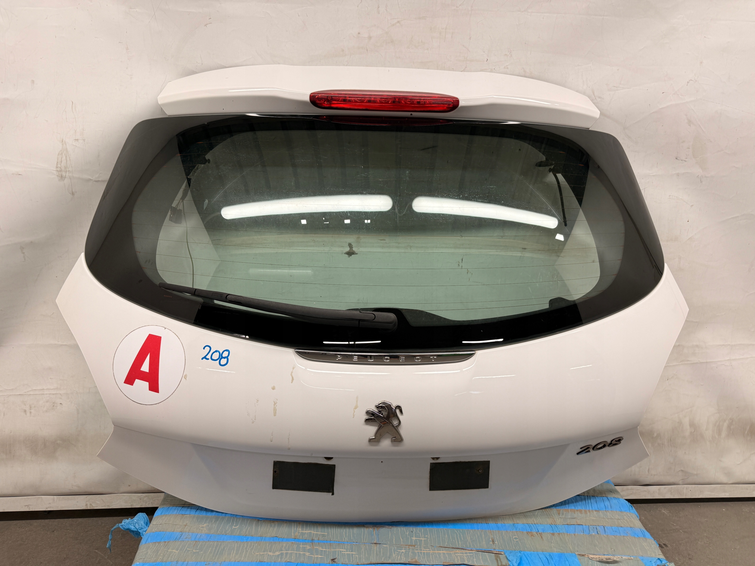 Peugeot 208 5D trunk door boot rear part rear complete EWPB