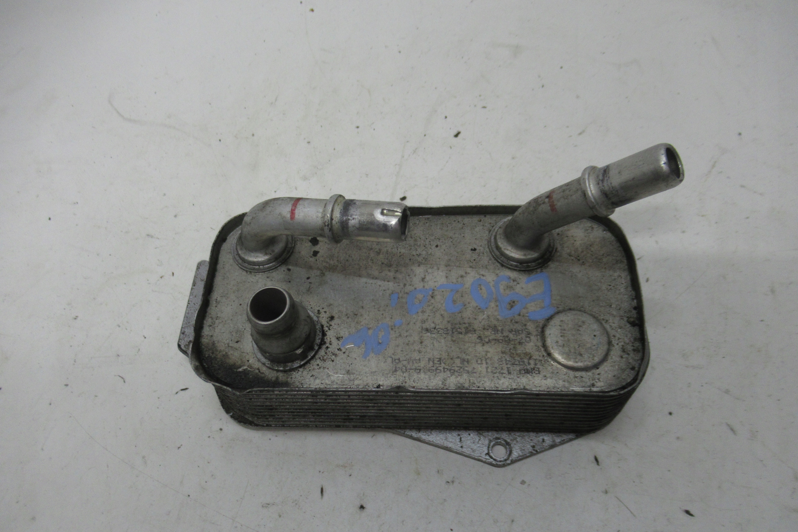 BMW E90 2.0i oil cooler 7529499