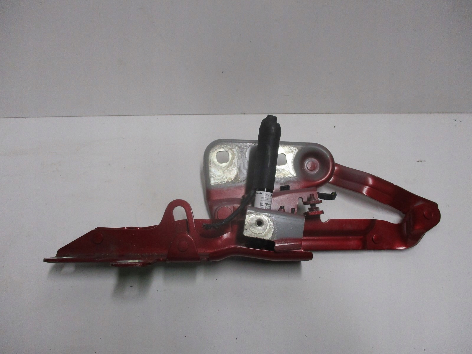 hinge bonnets RANGE ROVER EVOQUE 23 pirotechniczny K8D2-16801-A K8D2-16800-A