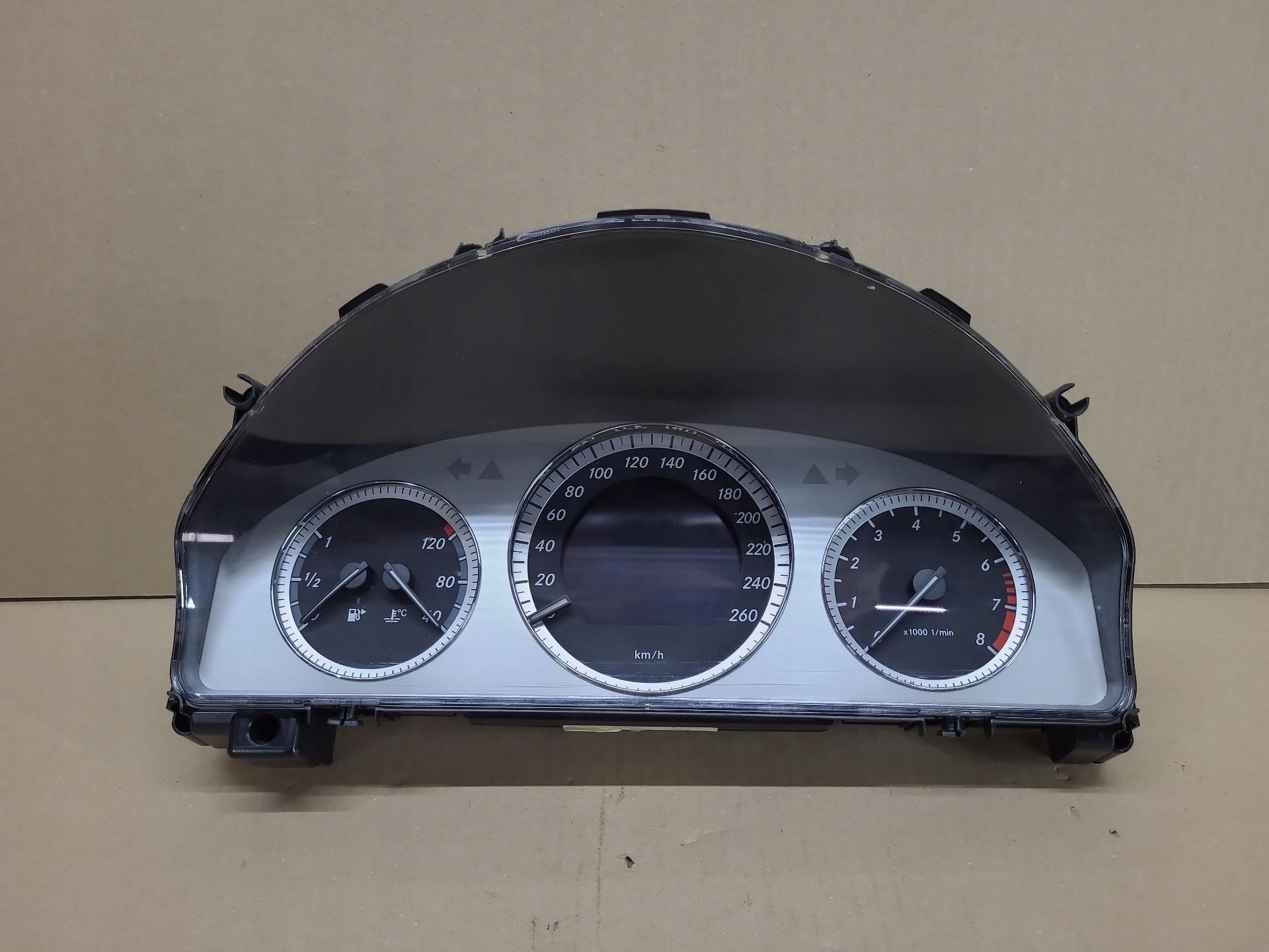 dials Mercedes-Benz C W204 2008 A2045409148