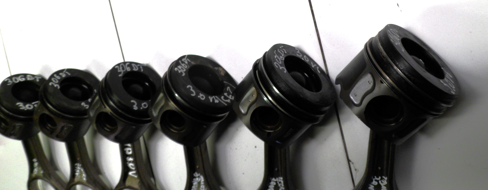 RANGE ROVER SPORT 3.0D 306DT piston H268X connecting rod
