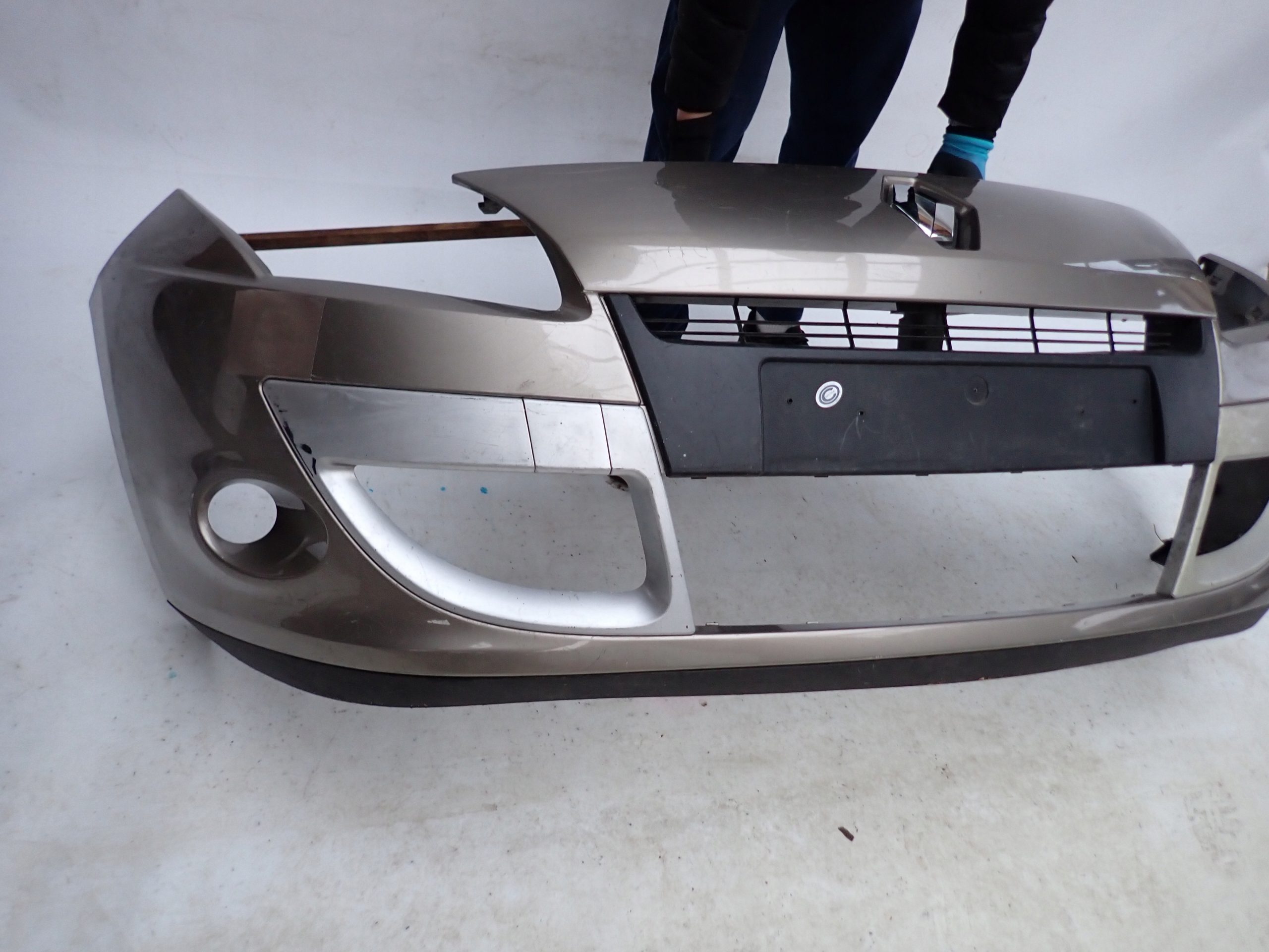 RENAULT SCENIC III 09- bumper front front