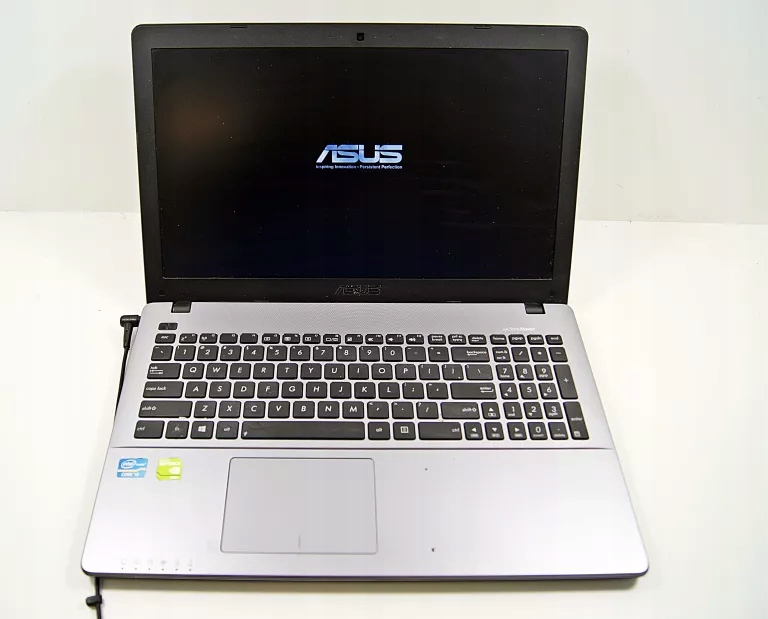 LAPTOP ASUS X550C 8GB RAM DDR3/ 512GB SSD INTEL CORE I3 2GEN