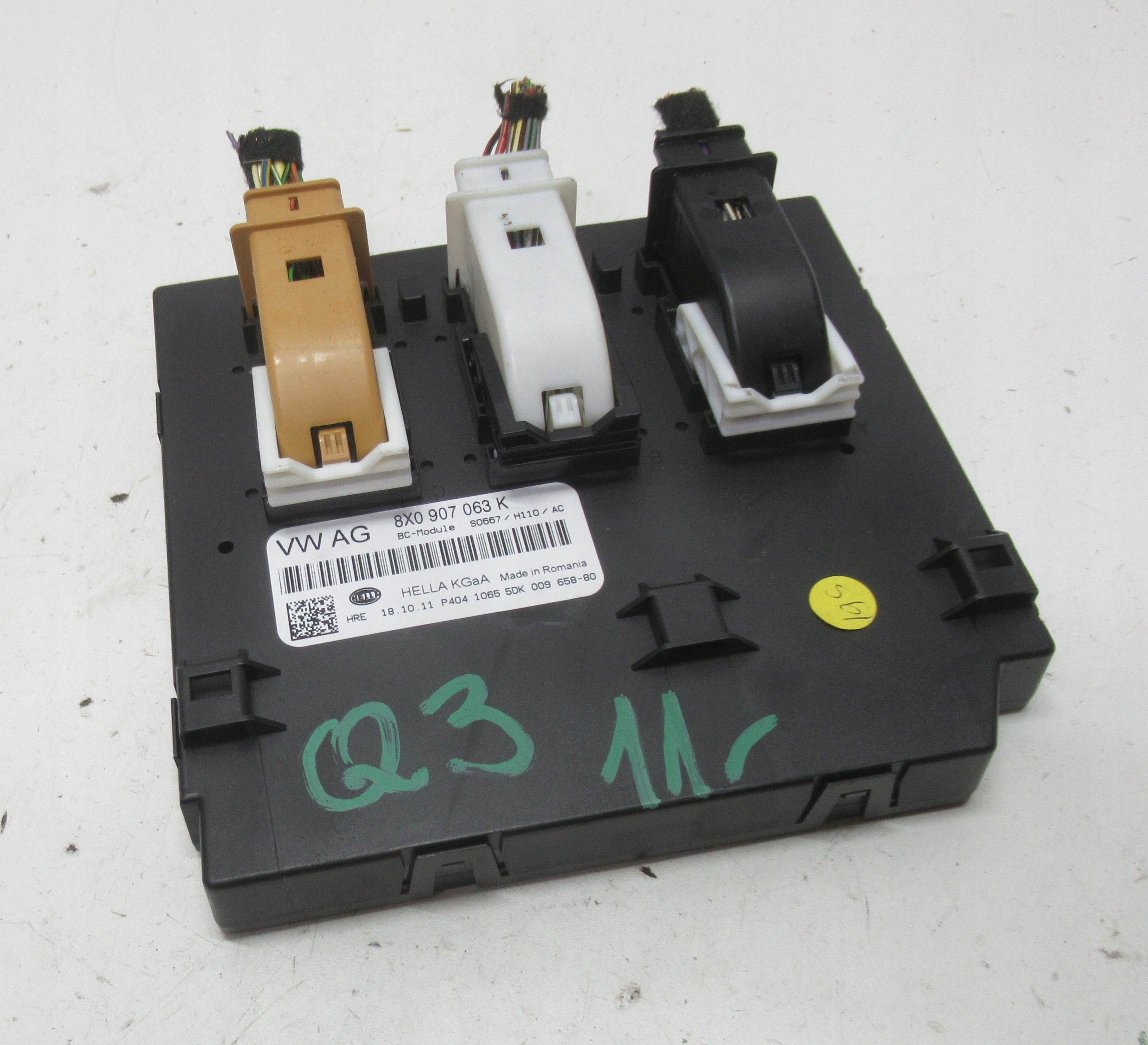 AUDI Q3 11 R comfort control unit BORDNETZ 8X0907063K