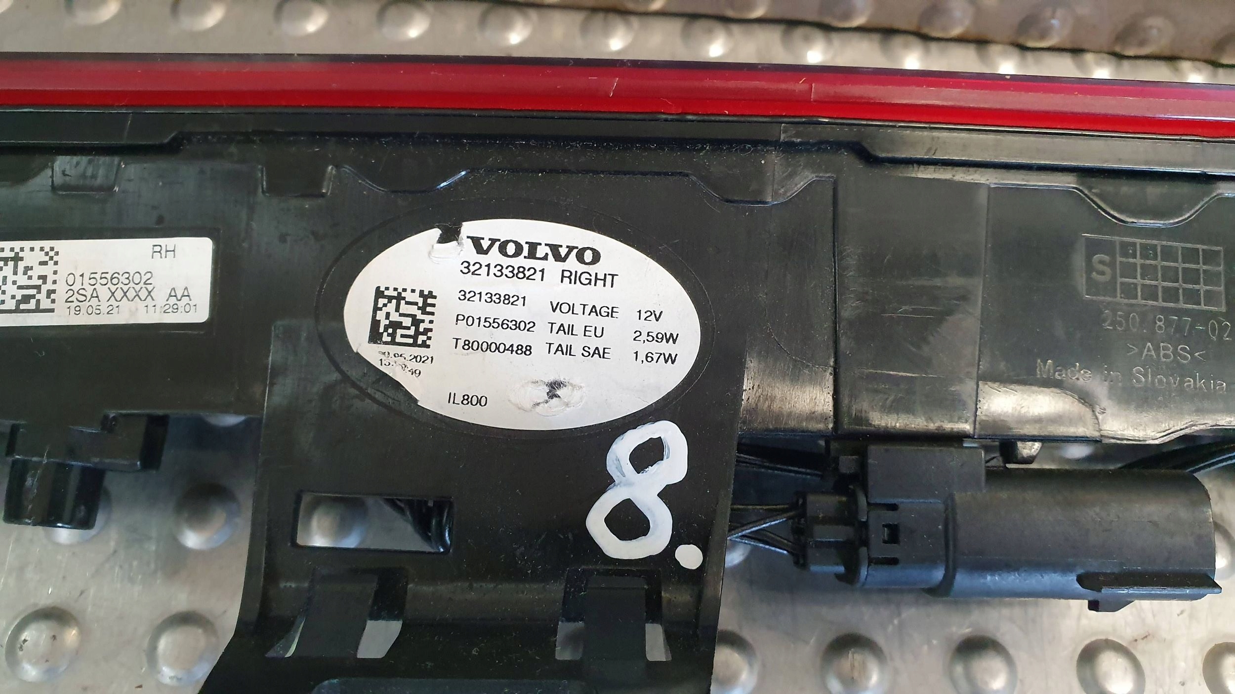 light rear part right VOLVO C40 21- 32133821