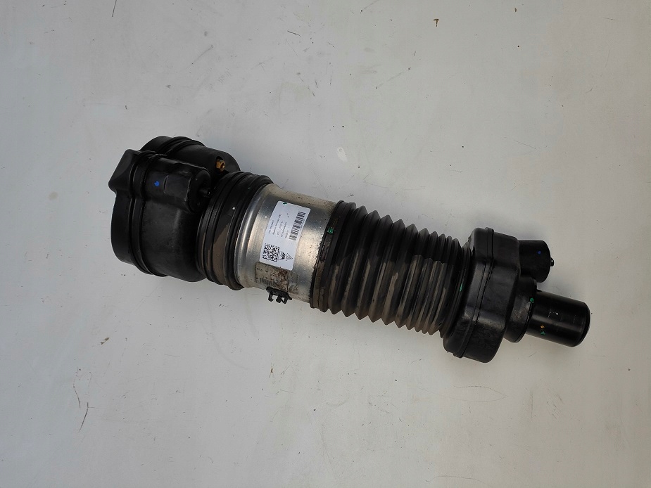 Амортизатор передній 9y0616039c Porsche Cayenne 9Y