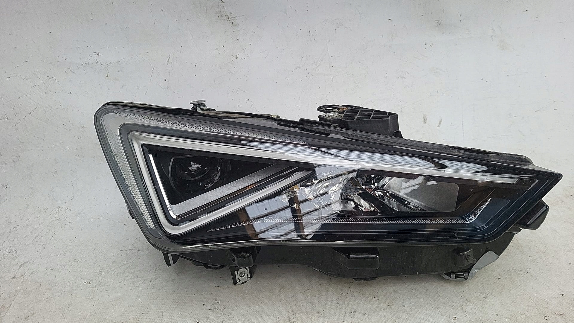 SEAT LEON IV 4 5FB FULL LED light right front front 5FB941008G