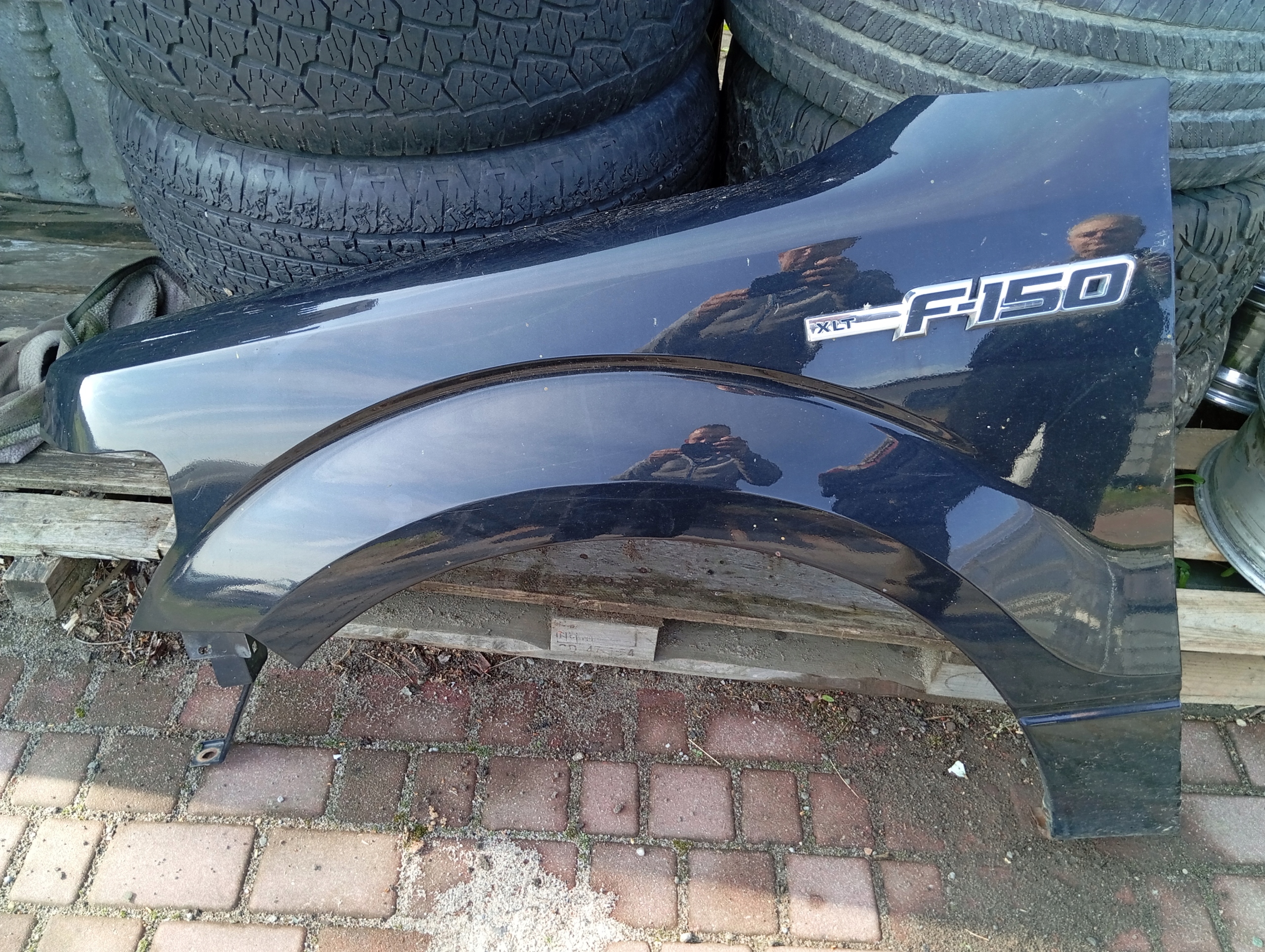 fender left front FORD F-150 10