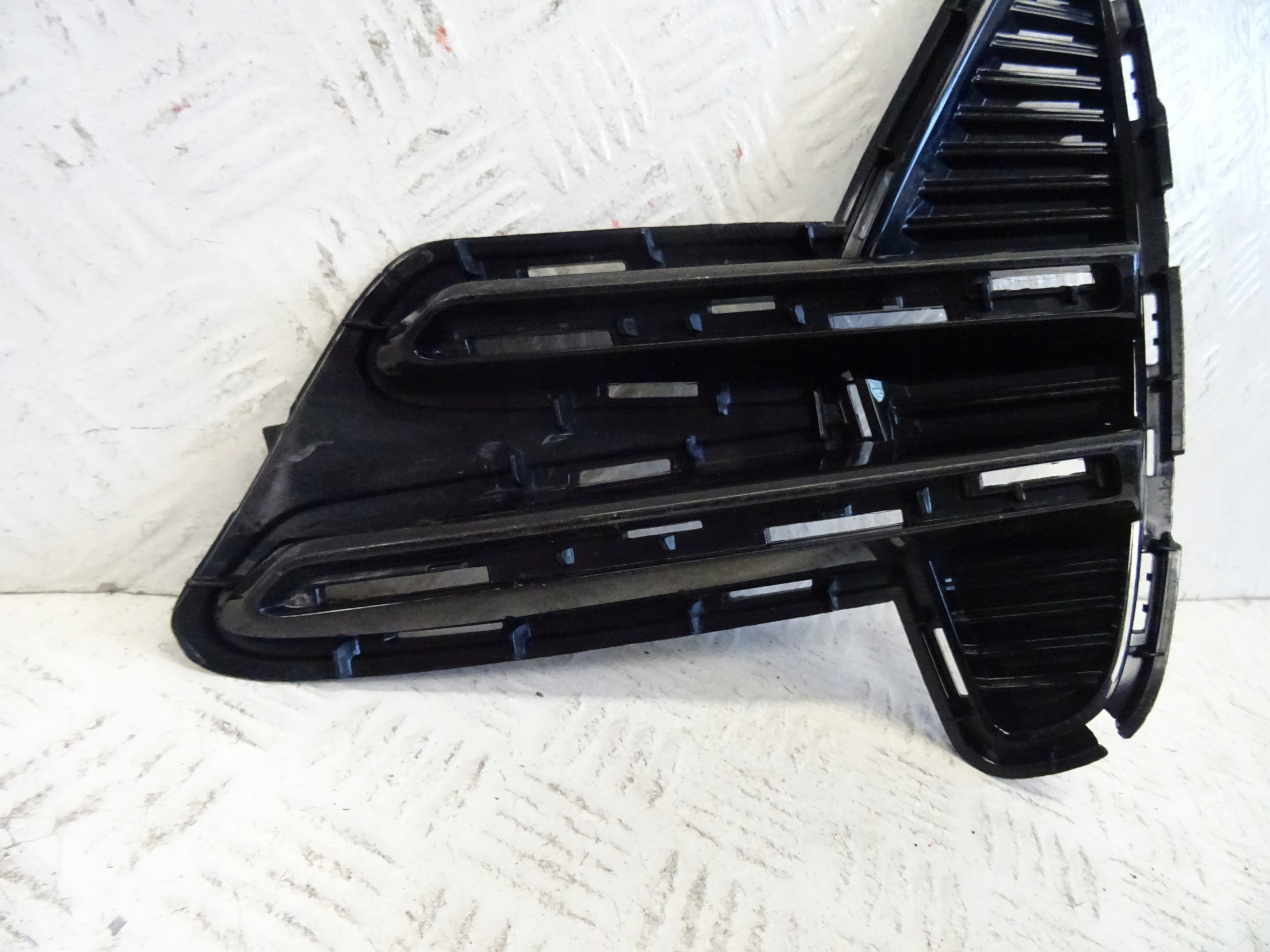 grid of a bumper front front right BYD SEAL U LIFT 2803114