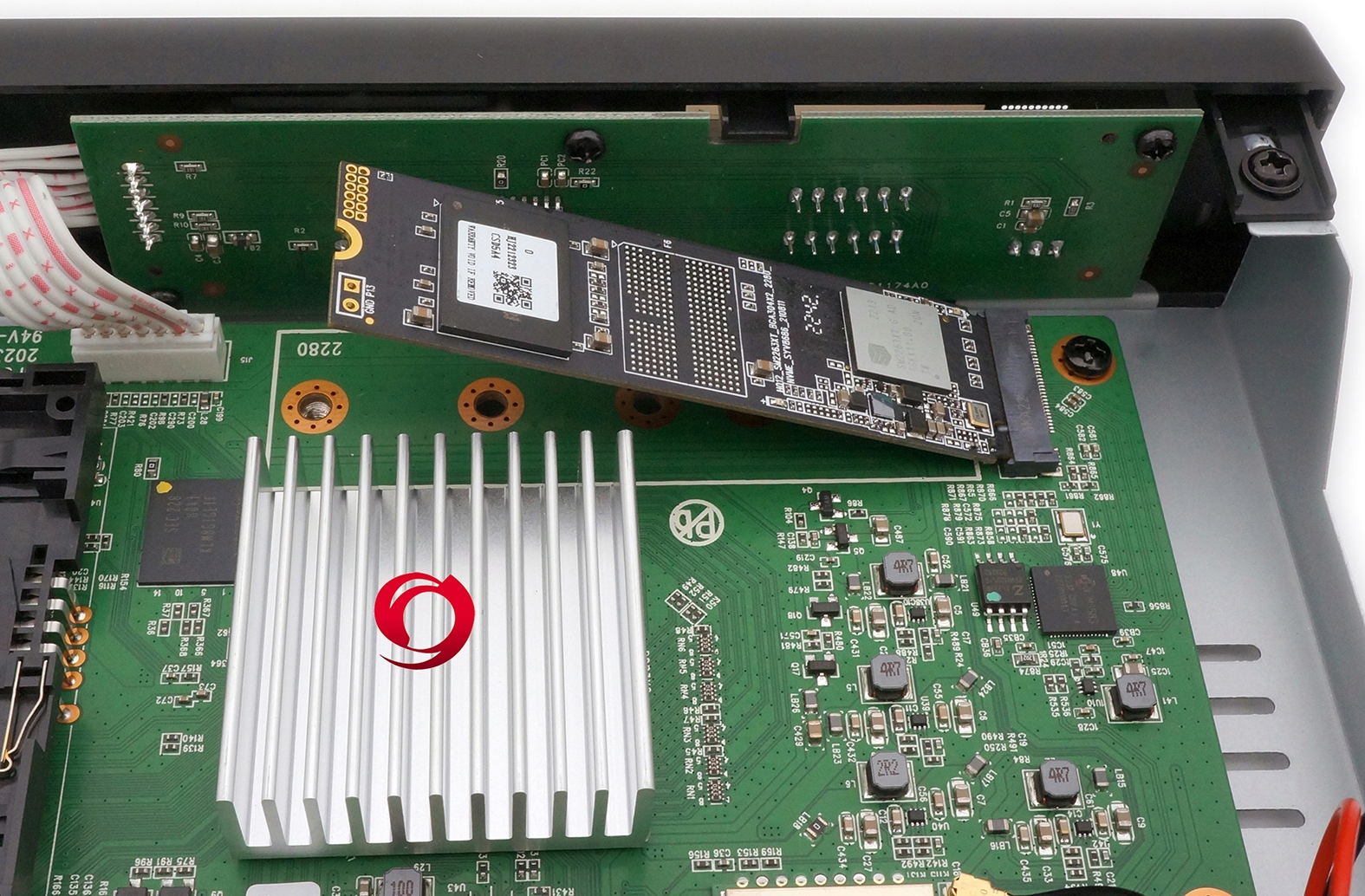 OCTAGON SF8008 SUPREME 4K COMBO DVB-S2X/T2 WIFI OPENATV 7.4 CCCAM OSCAM 1TB Typ tunera DVB-S2 DVB-T2