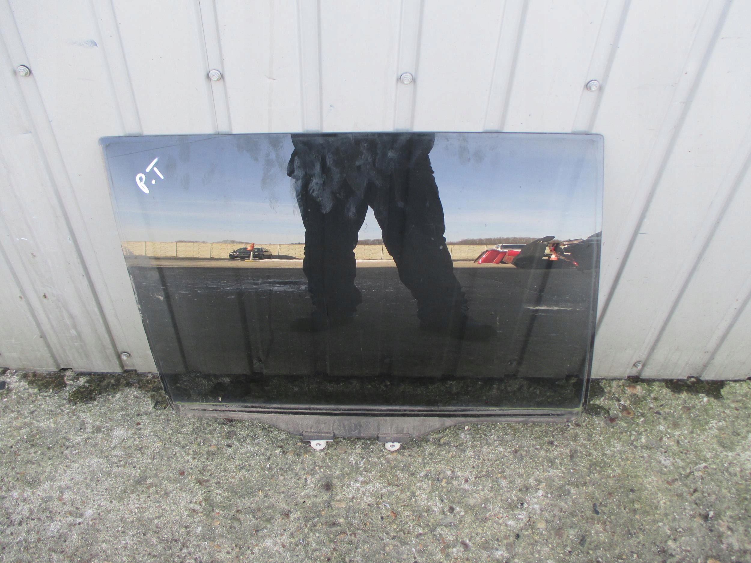 LANCER VII KOMBI 03-08 SZYBA DRZWI PRAWY TYŁ DUŻA