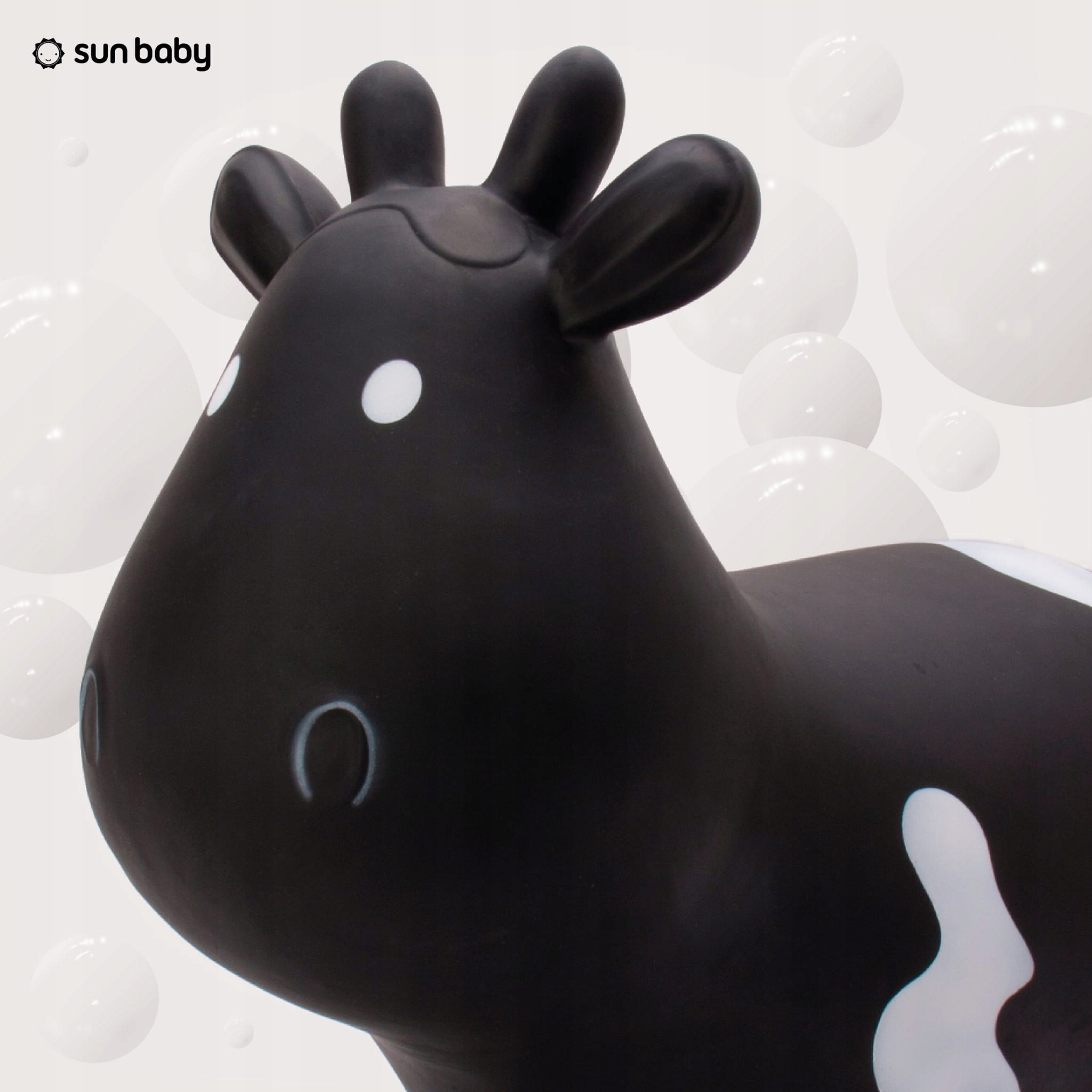 Skoczek dla dzieci gumowy do skakania z pompką na roczek KRÓWKA czarna Marka Sun Baby