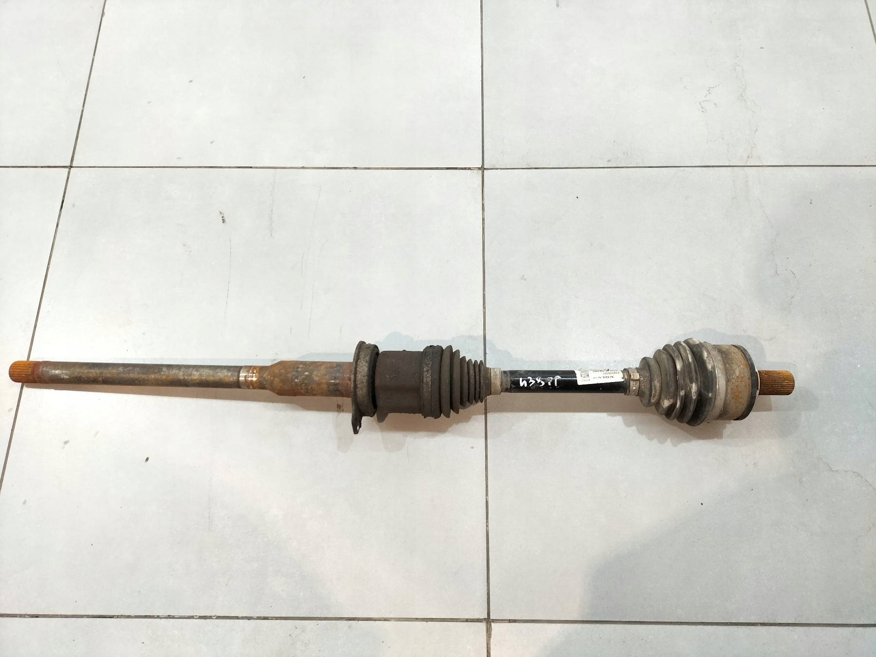 semi-axis right front 2.0 D AWD 190 KM 32240321 Volvo V60 II (2018- )