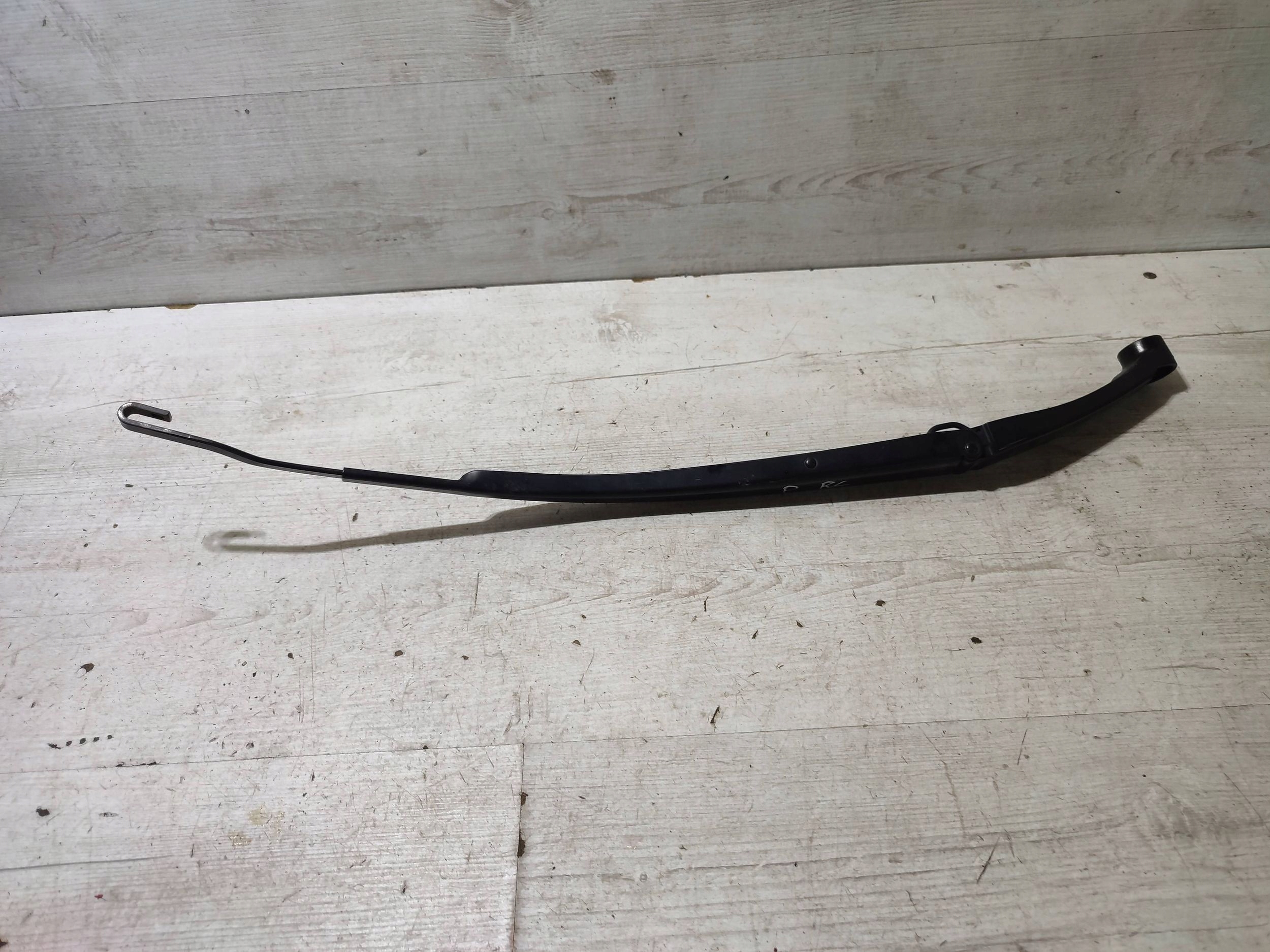Lexus RC 2019 right side wiper arm windows przedniej / czolowej