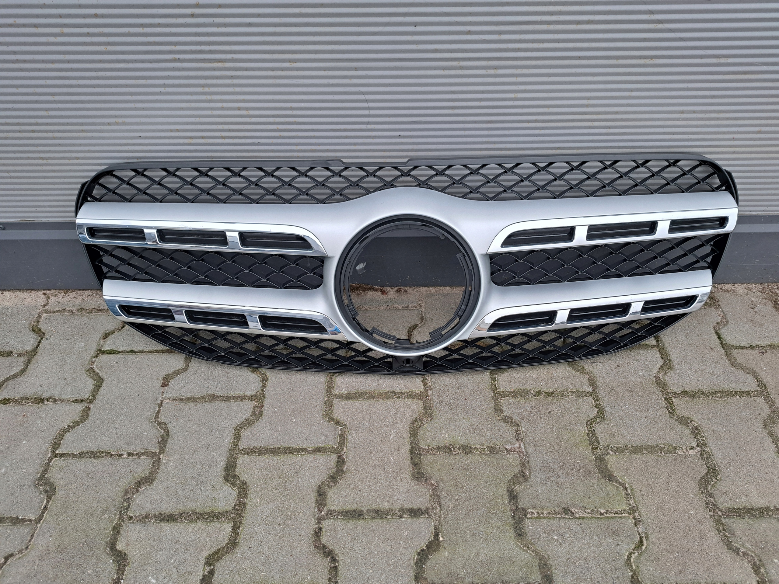 MERCEDES W167 GLS ATRAPA KRATKA GRILL ZDERZAKA STELAŻ A1678881100
