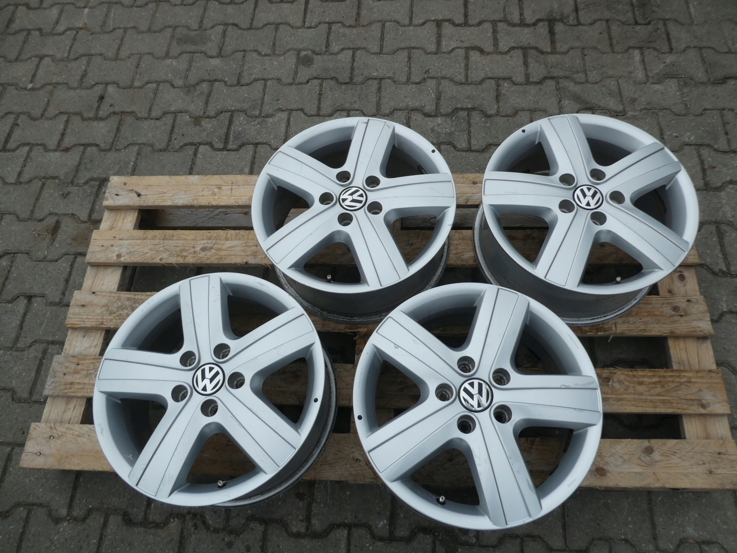 4X discs aluminium disc 7H0601025H VW T5 T6 5X120