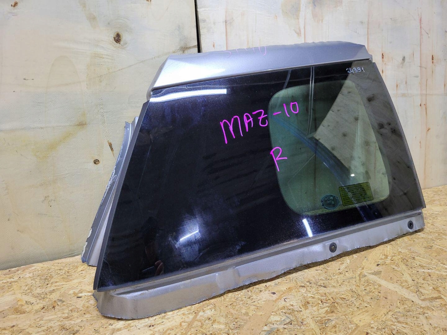 window bodywork rear part right side Mazda 5 2 2011