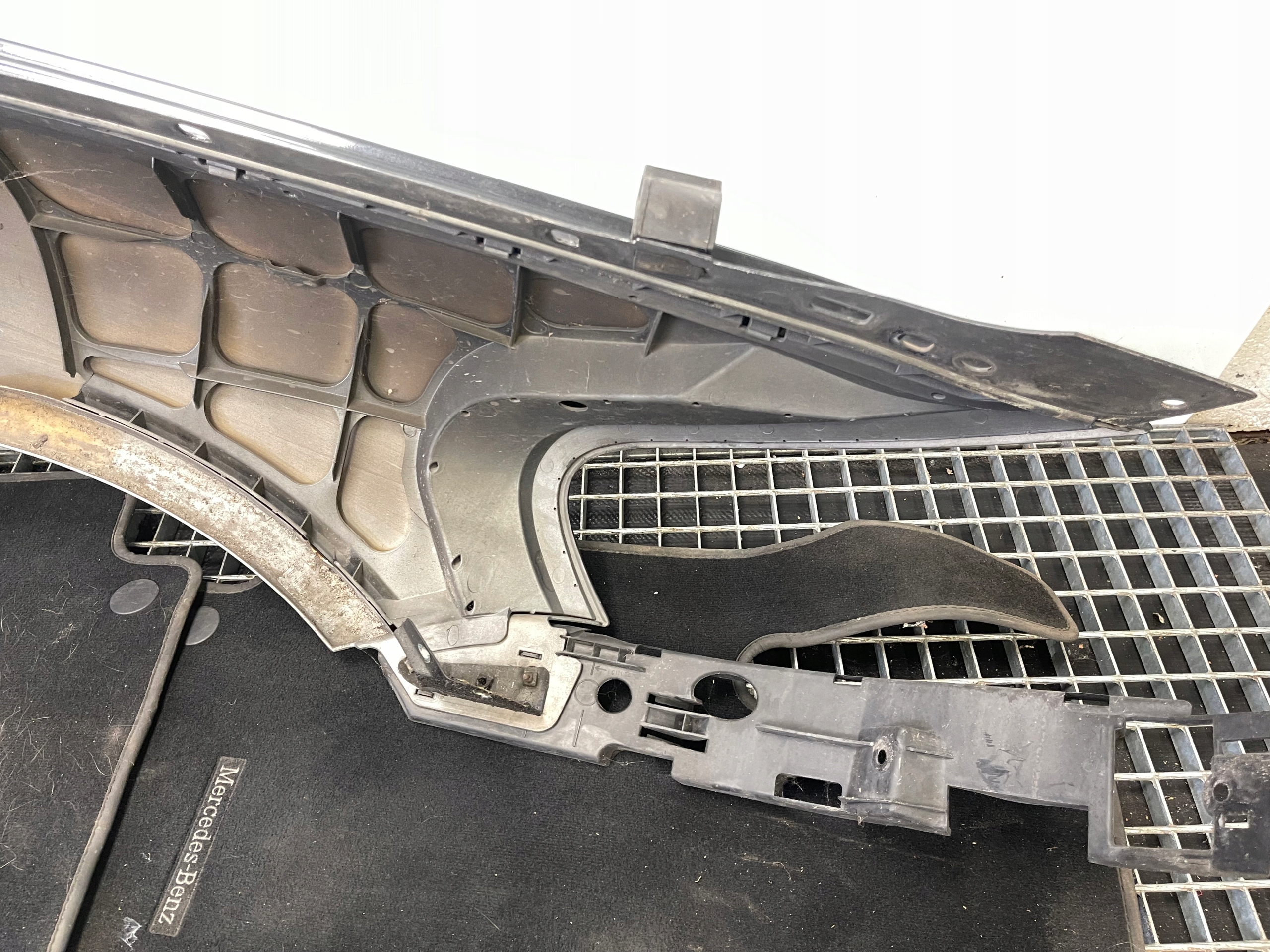 VW TOUAREG 7L fender left front front LC9Z 02
