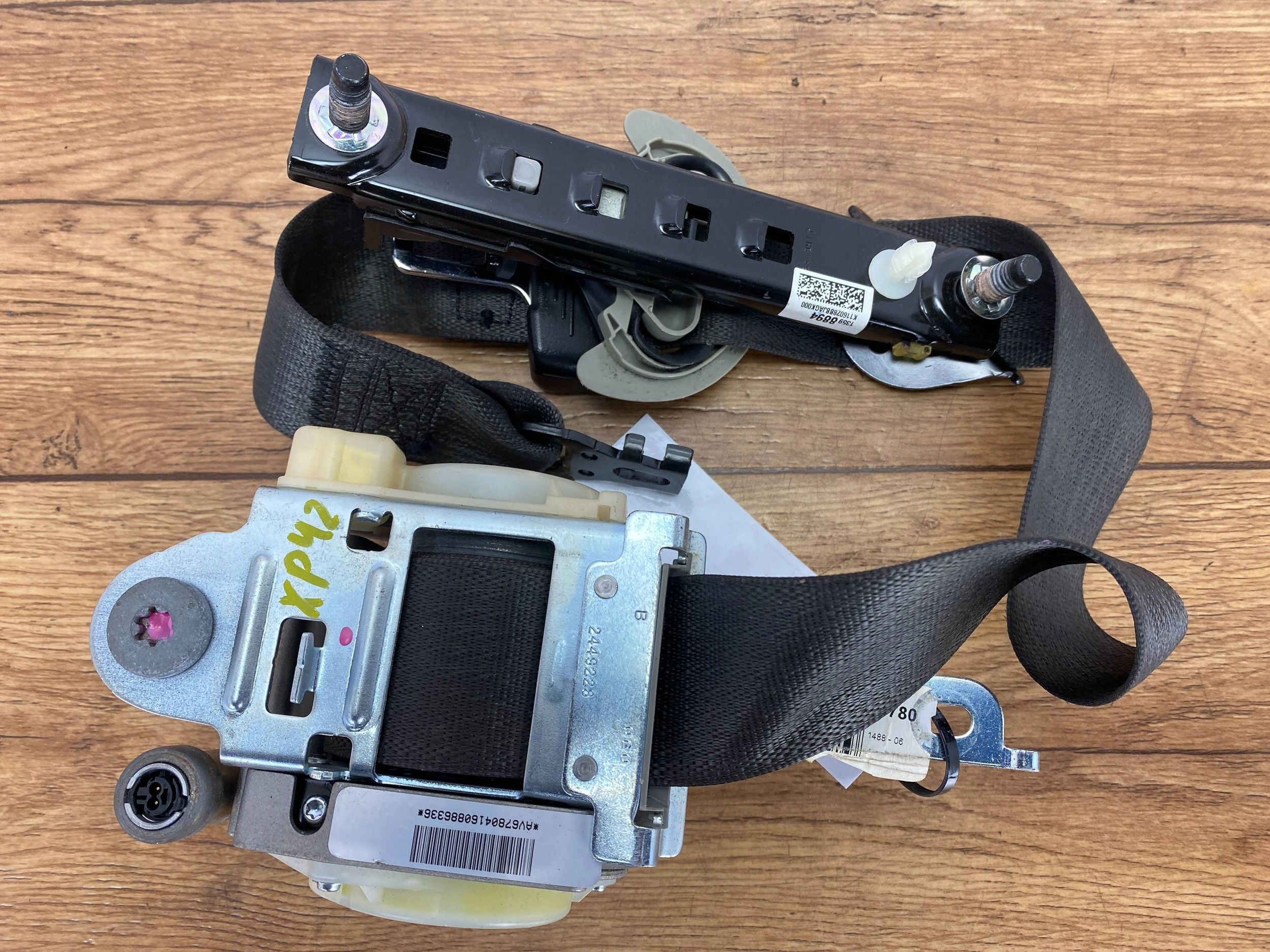 front tension belt safety left driver´s Cadillac CTS III 2014+
