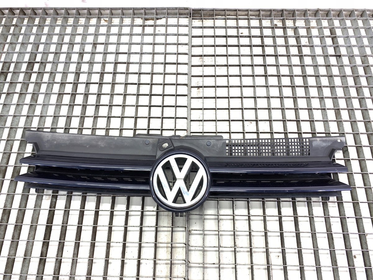 решетка радиатора vw Golf IV 97-08 хэтчбек