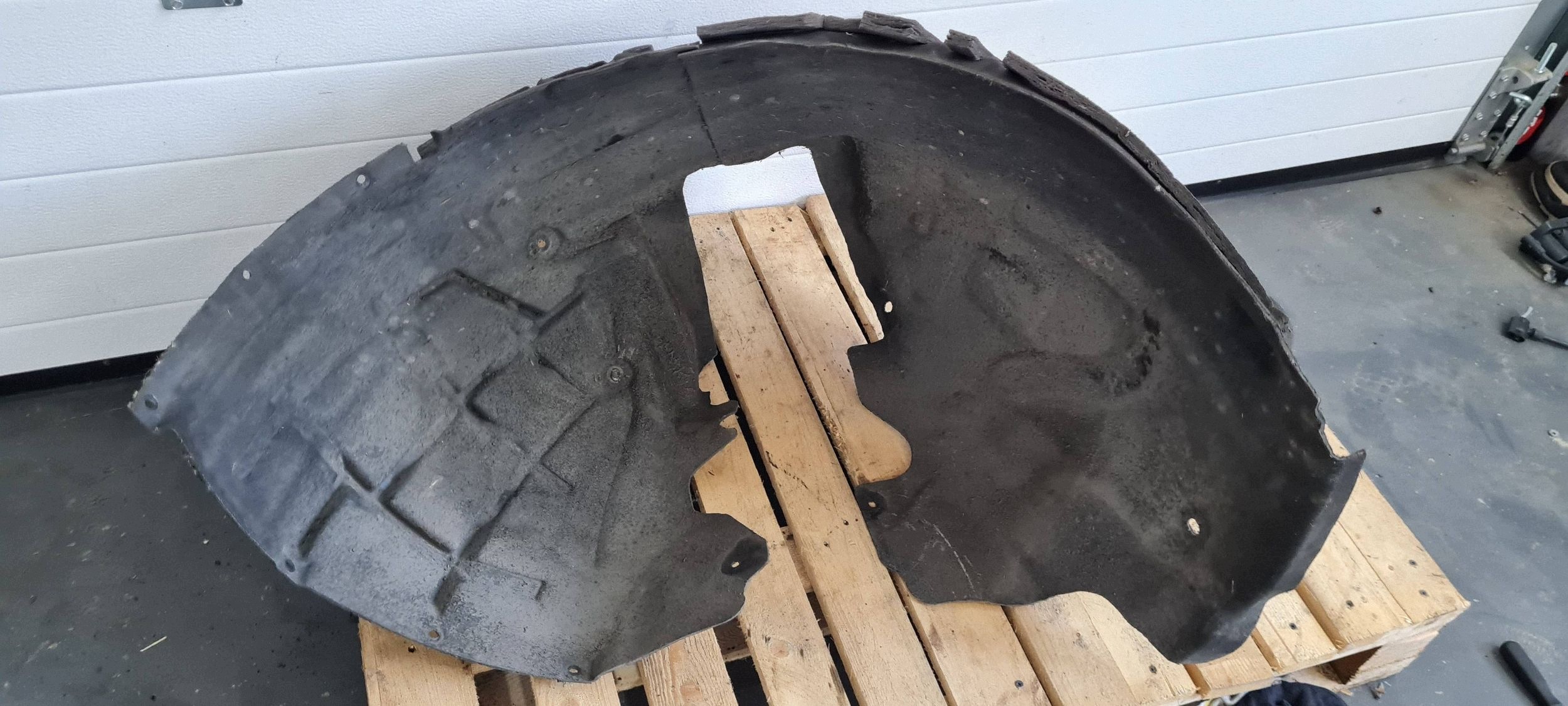 A7 4G S7 mudguard rear part rear. left left MATERIAL 4G8810171B