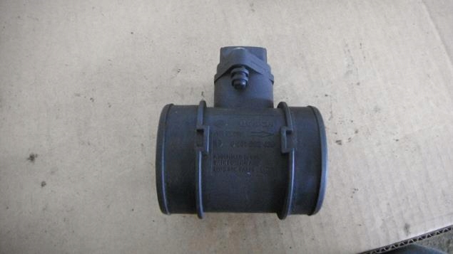 VECTRA B DTI KOMBI 99-02 PRZEPŁYWOMIERZ 0281002428