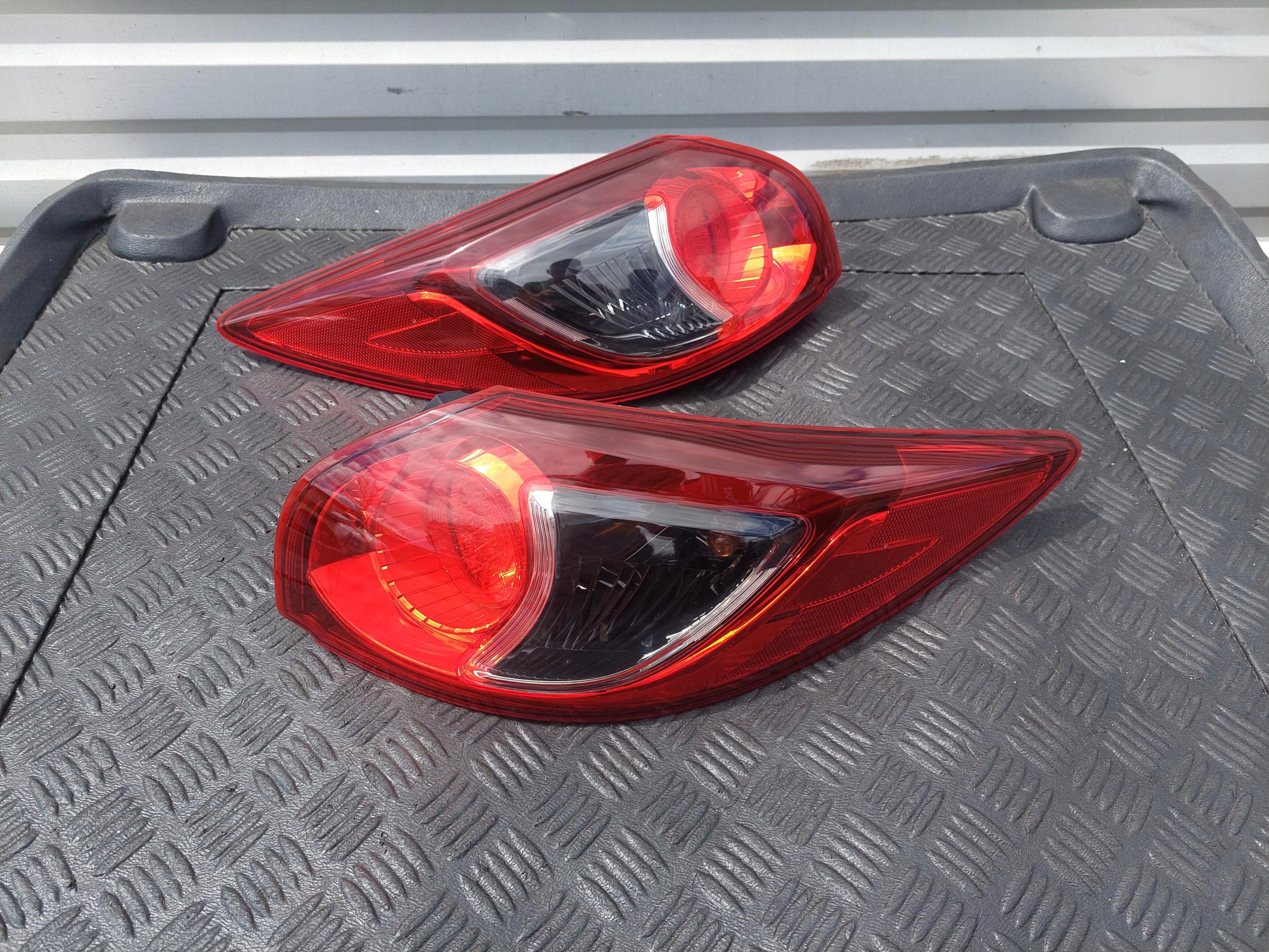 light rear part left rear left MAZDA CX-5 CX5 KE