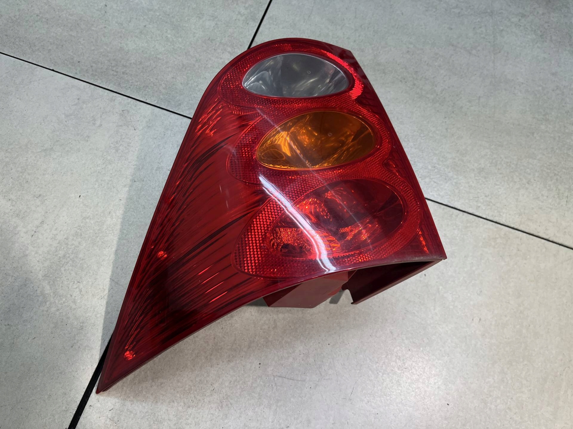 light rear right PEUGEOT 1007 1.4 16V