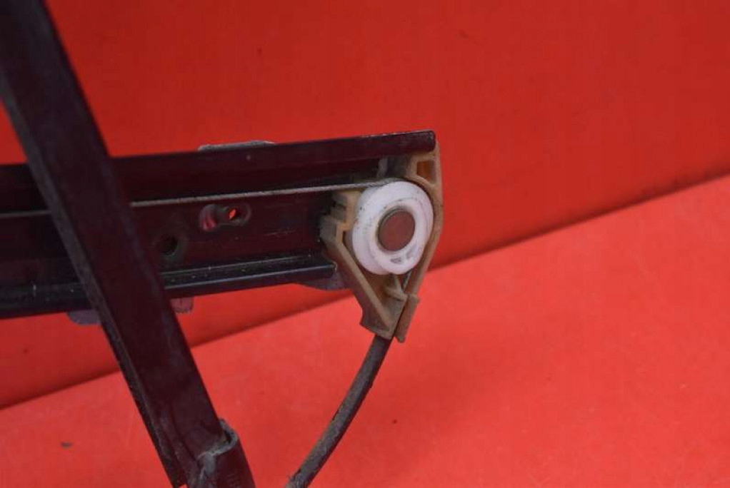 window regulator left rear part 8E0959801A AUDI A4 B7 KOMBI 04-08