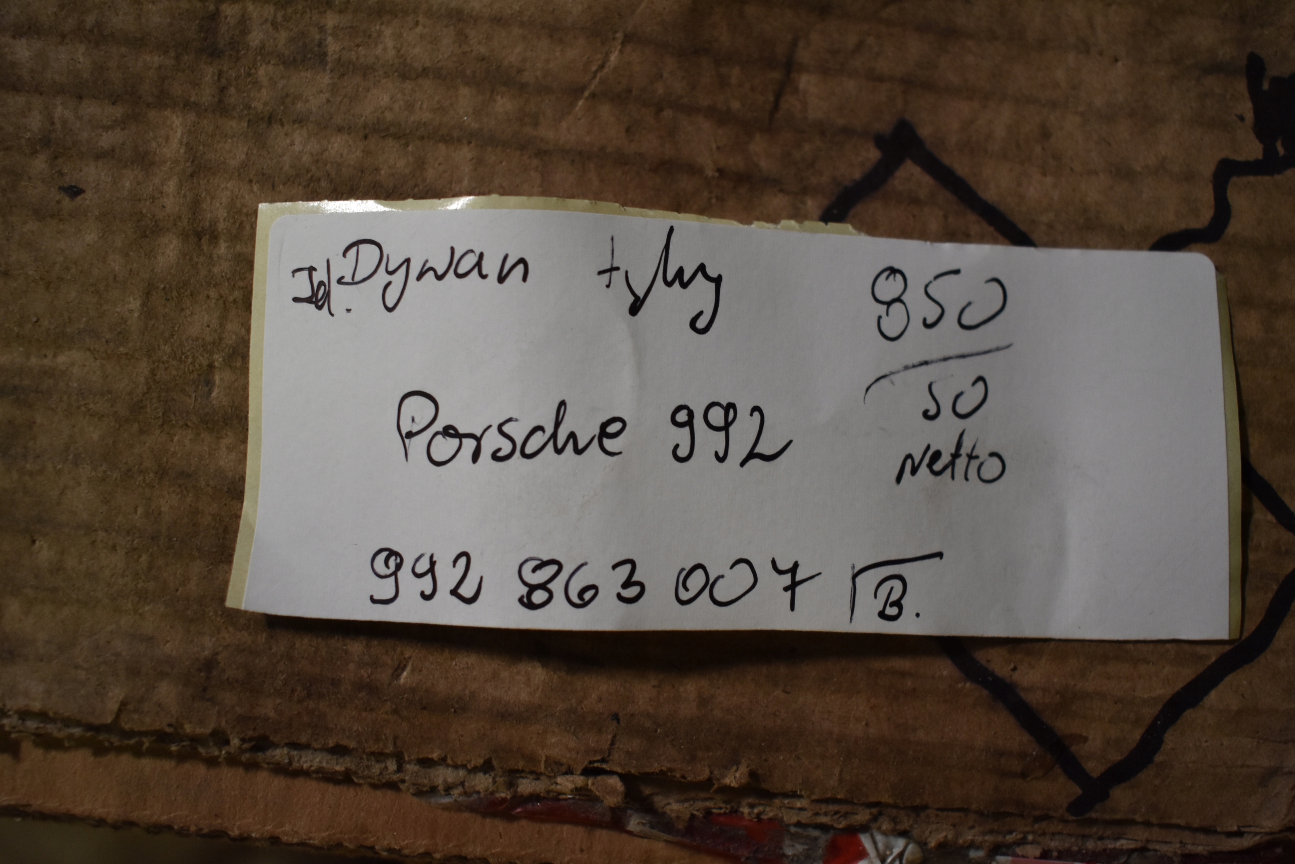 perfect condition carpet rear rear part PORSCHE 992 1