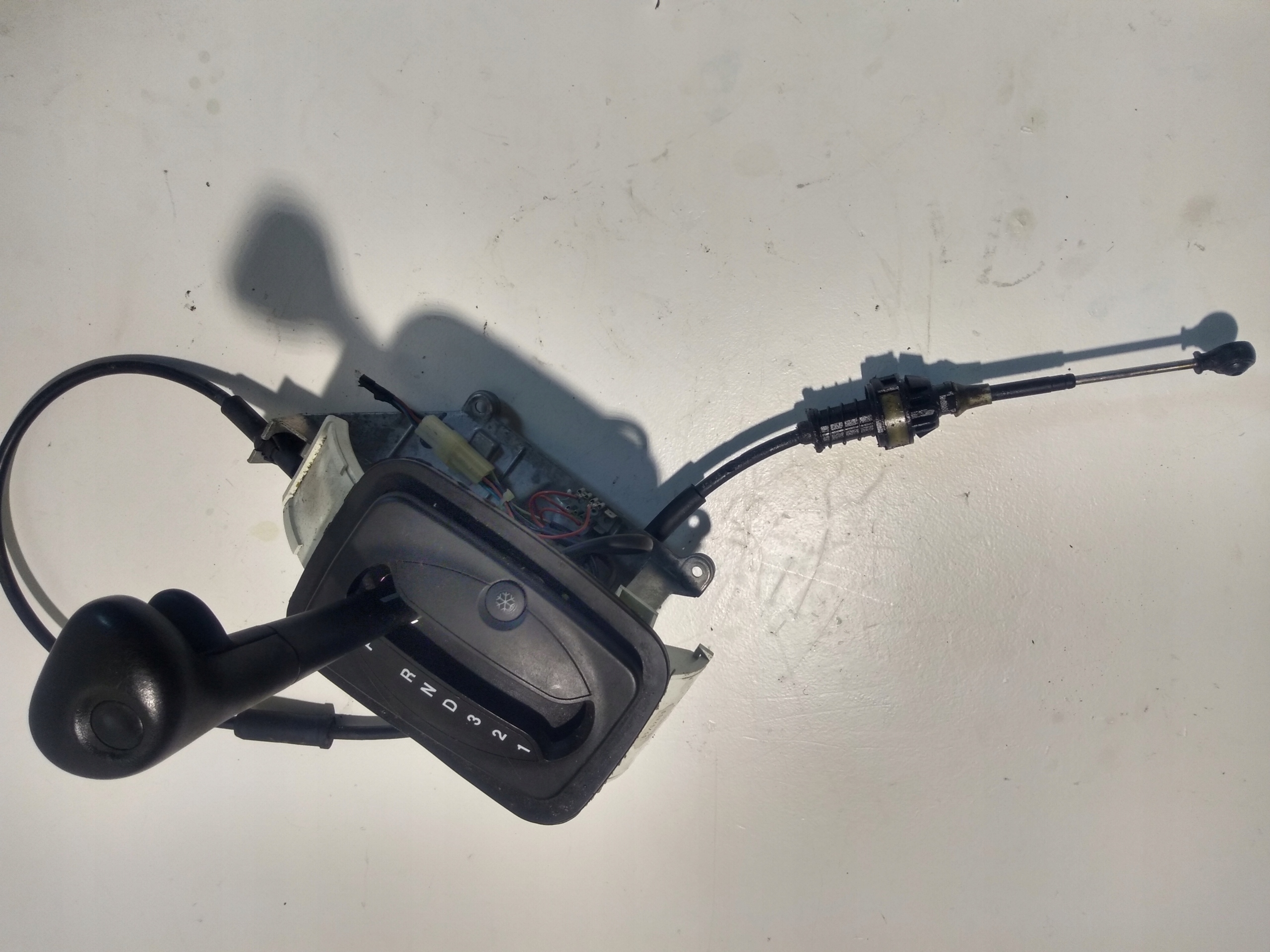 OPEL CORSA B СЕЛЕКТОР ВАЖЕЛЯ ПЕРЕМИКАННЯ ПЕРЕДАЧ АВТОМАТ 1.4