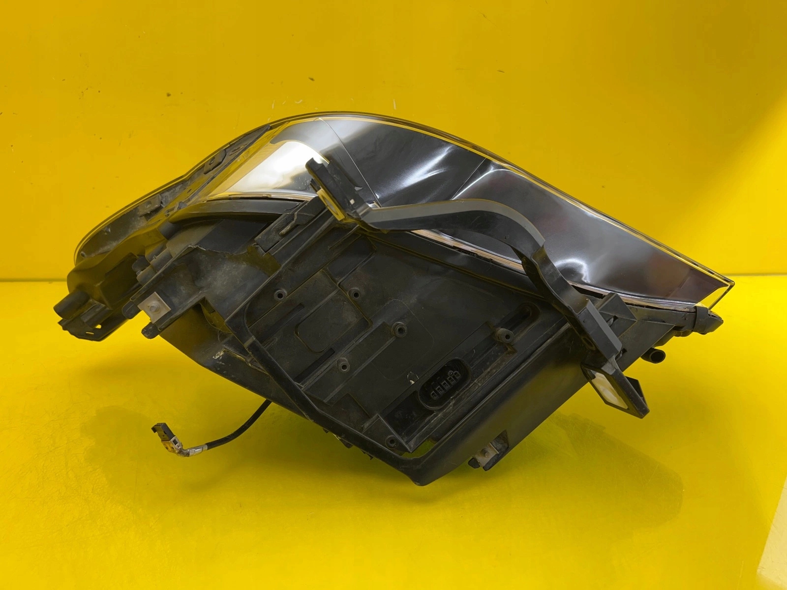 light right BMW 5 E60 E61 03-06 Xenon Nieskretna