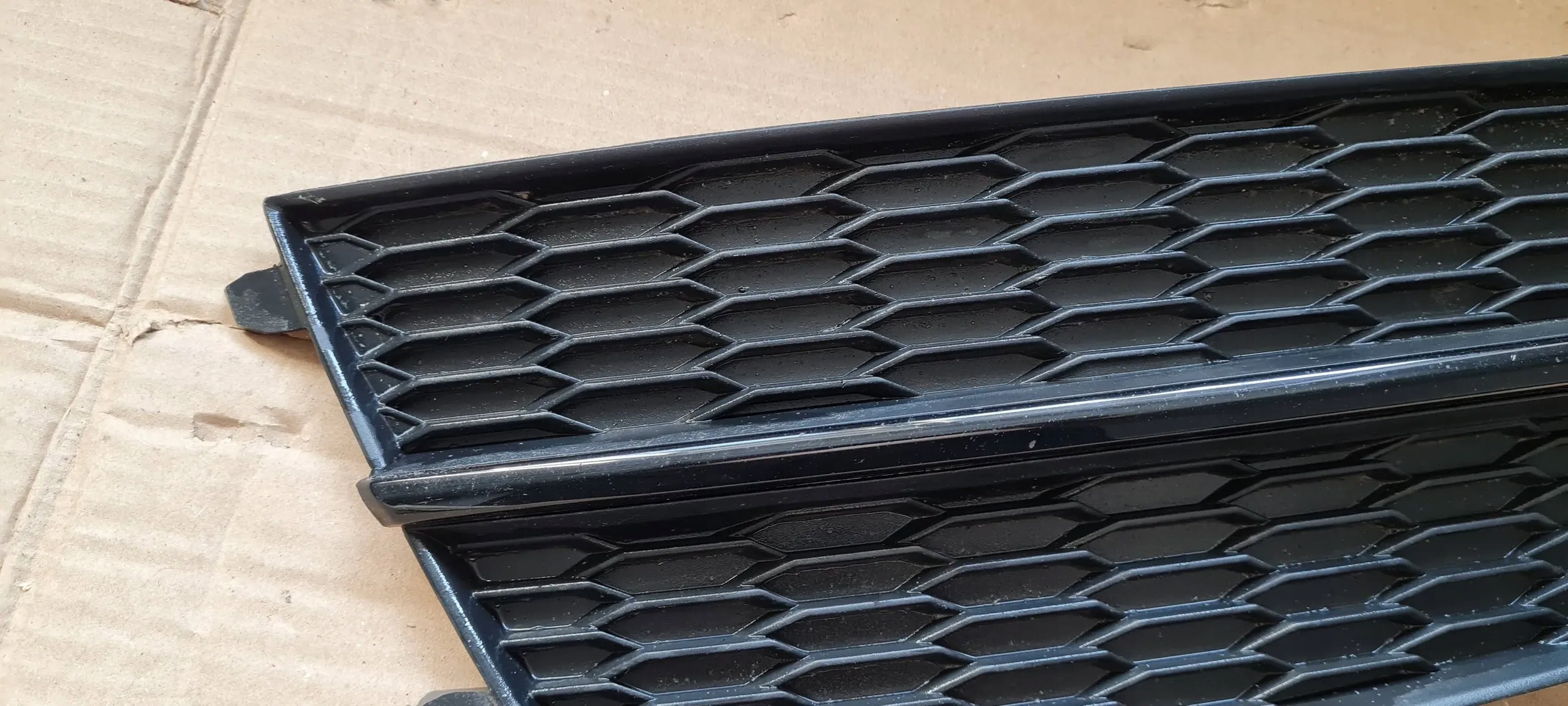 A6 C7 4G LIFT grid of a bumper left left front SLINE BLACK 4G0807681AF