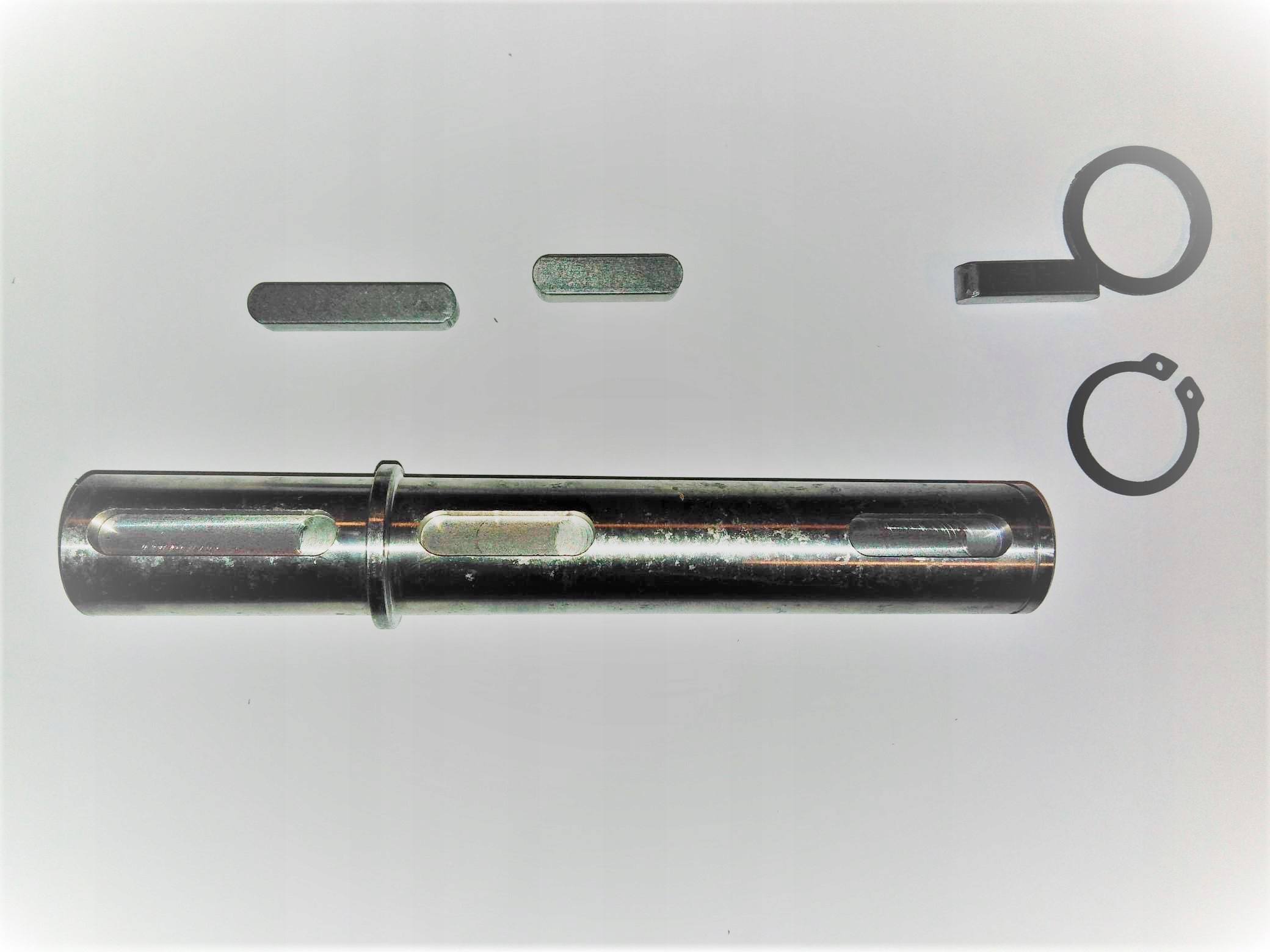 Wałek zdawczy do przekładni DKM VMR NMRV 130