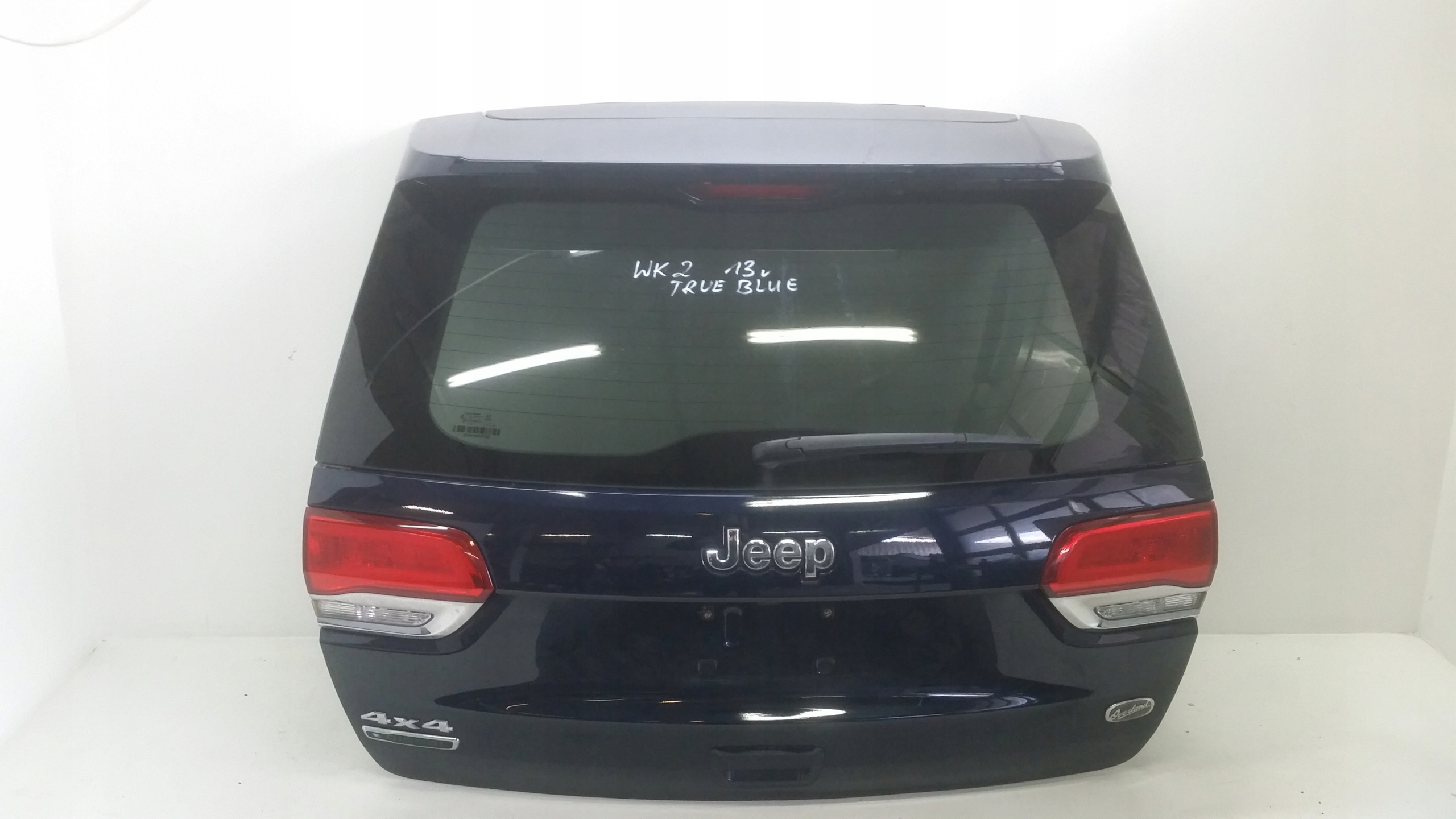 GRAND CHEROKEE WK2 LIFT KLAPA KPL TRUE BLUE