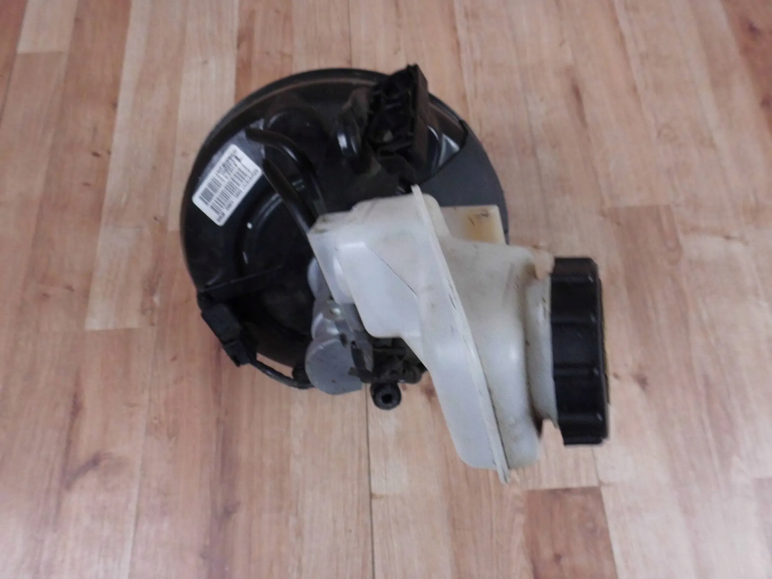 Mazda 2 DJ 2014+ 1.5 BENZ servo brake pump DA6C-43950