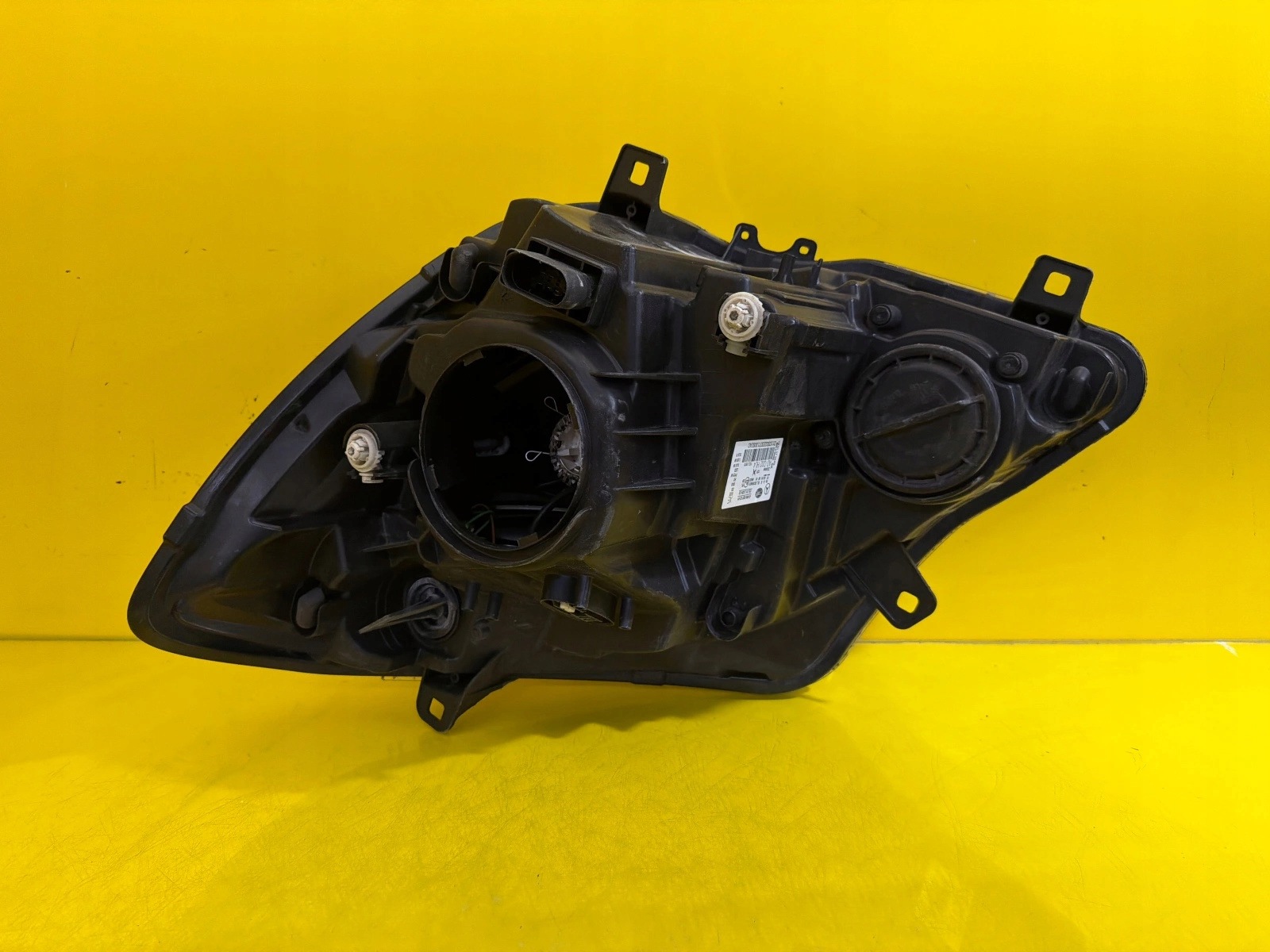 light right Mercedes Sprinter W906 Bi-Xenon Led A9068203261
