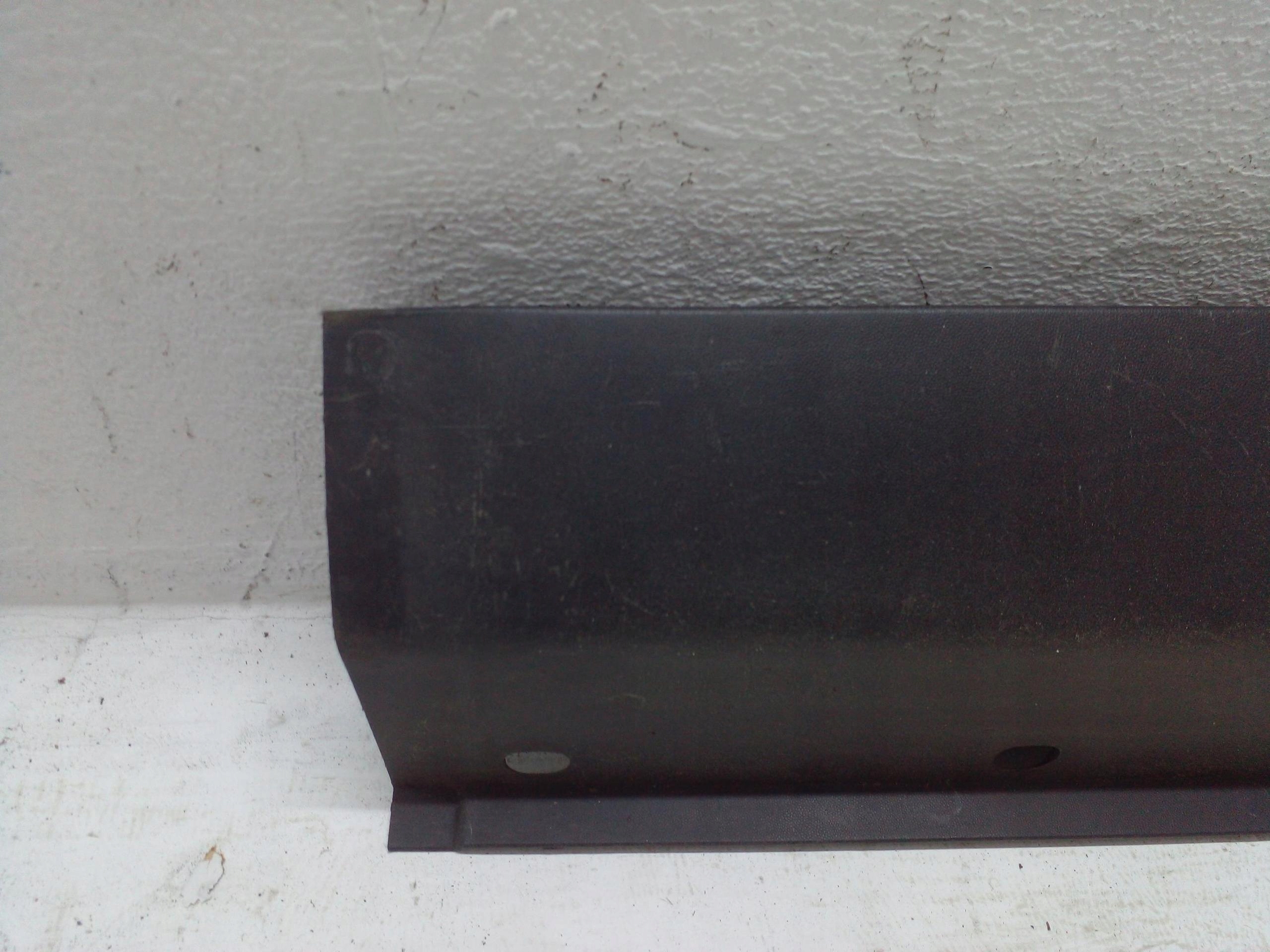 cap threshold left rear part CHEVROLET CAPTIVA and
