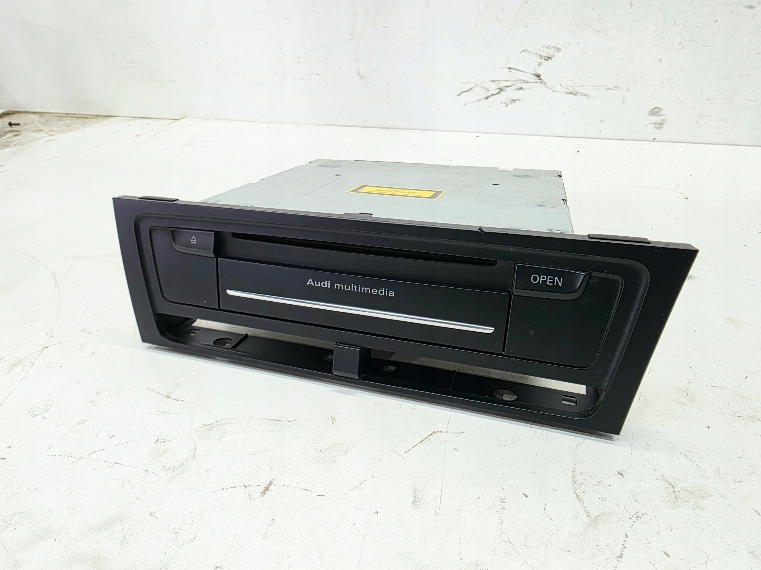 unit MMI card reader SD1 SD2 SIM AUDI A4 B8 A5 8T Q5 8R 8T2035670E
