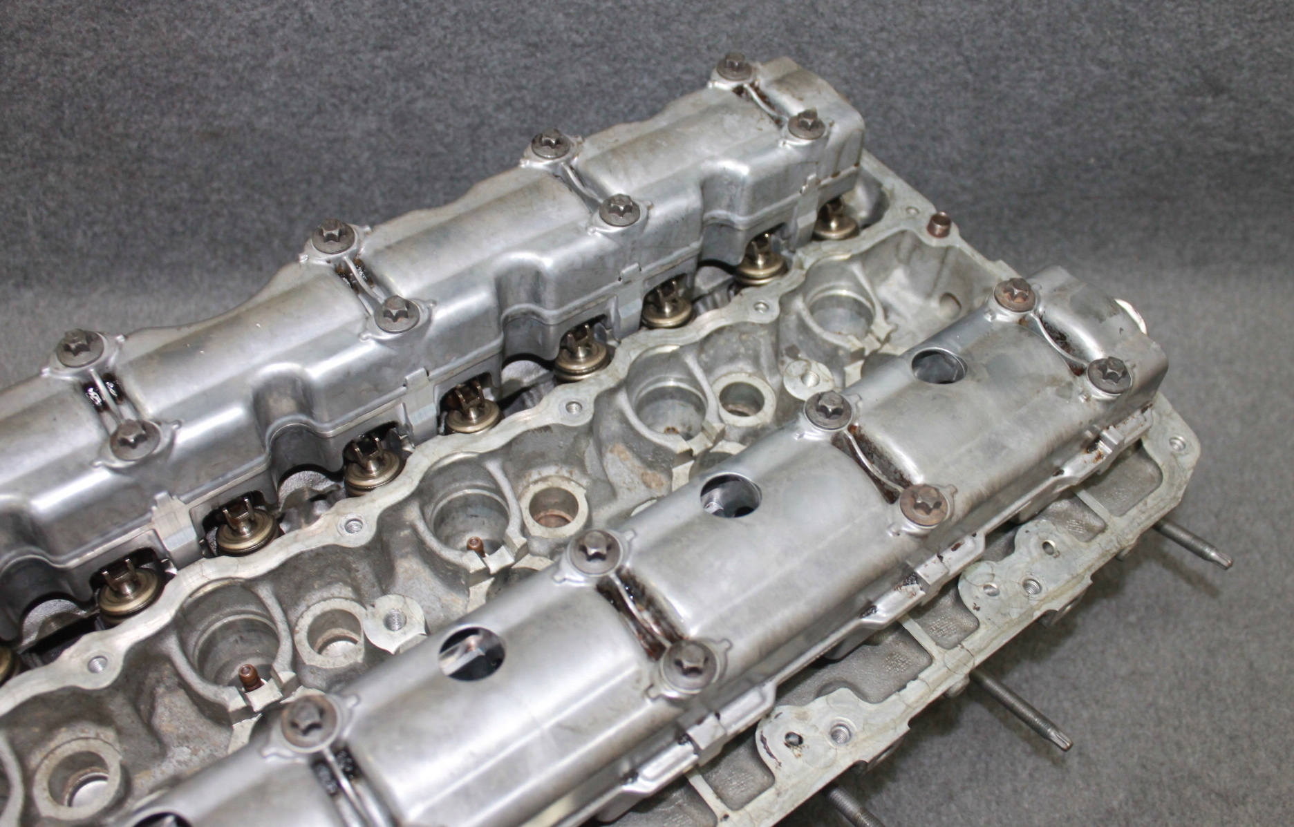 BMW E88 E90 E60 F01 E71 N54B30A 3.5i 4.0i head. complete - 7588247