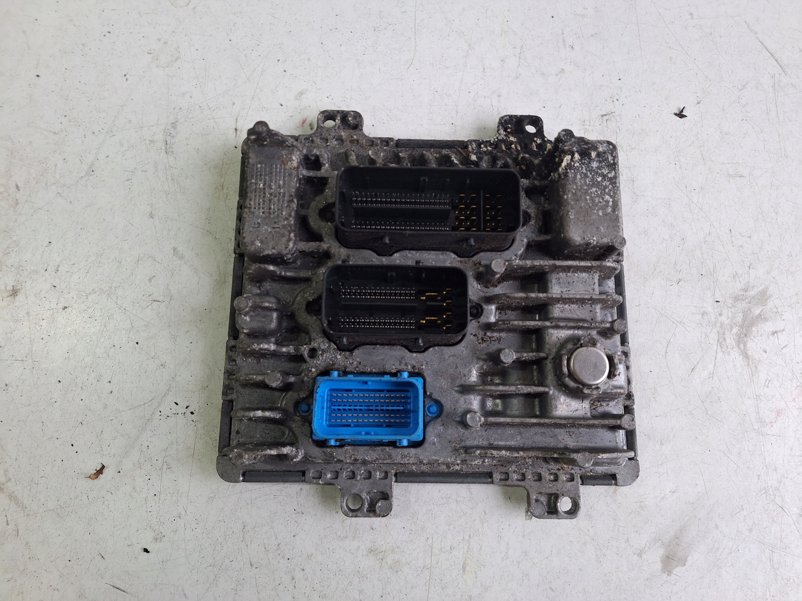 Computer Bedienteil DES MOTORS OPEL 55484727 GM E98