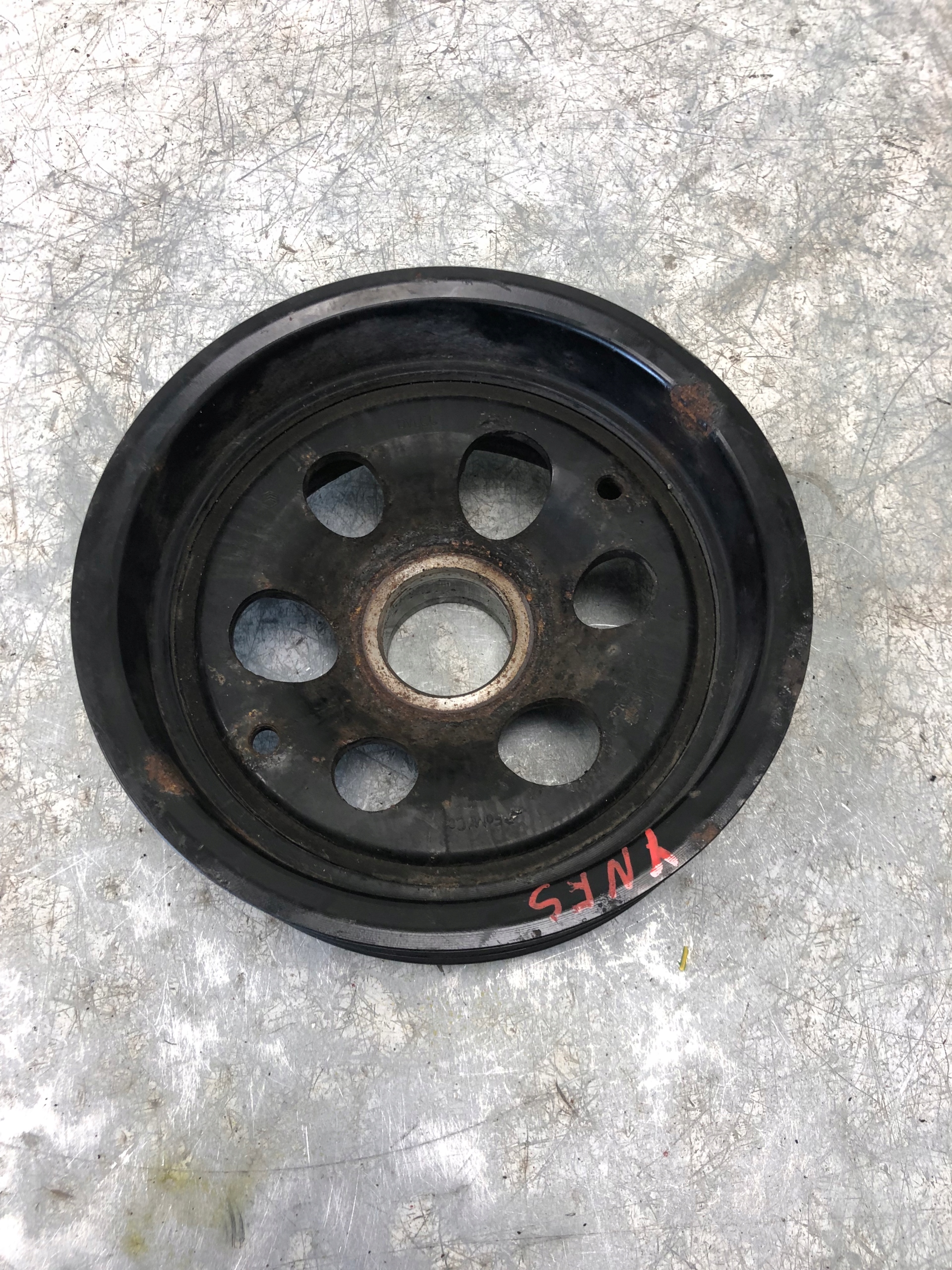 pulley YNFS TRANSIT MK8 EURO6 GK3Q-6B319-AA