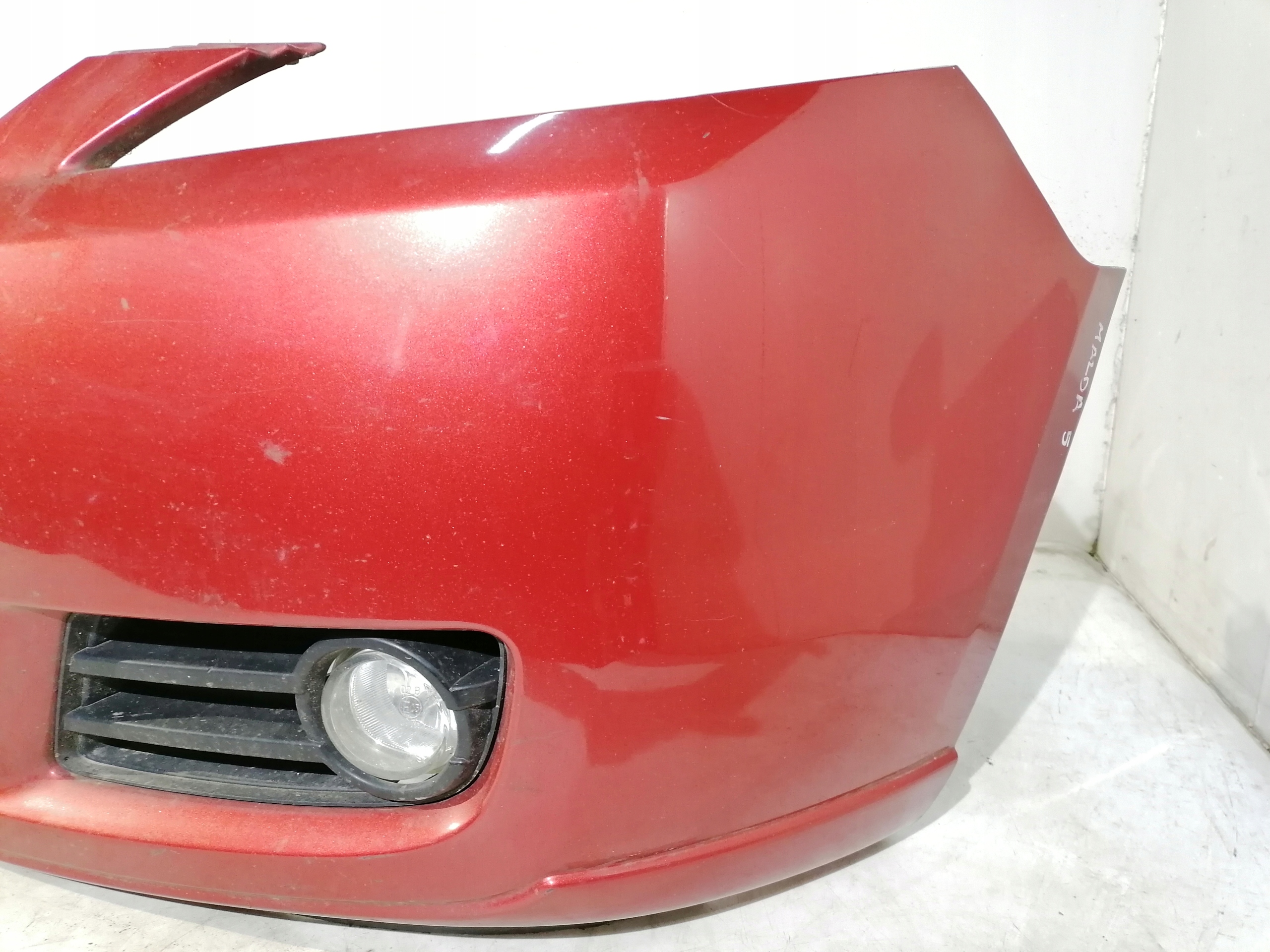 Mazda 5 V a nárazník předek přední