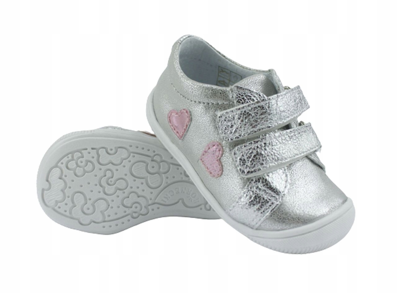 Dziecięce półbuty na rzepy 24 srebrne, KORNECKI 6265-21