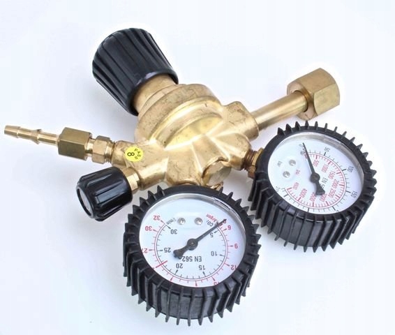 РЕГУЛЯТОР ДАВЛЕНИЯ ГАЗА CO2